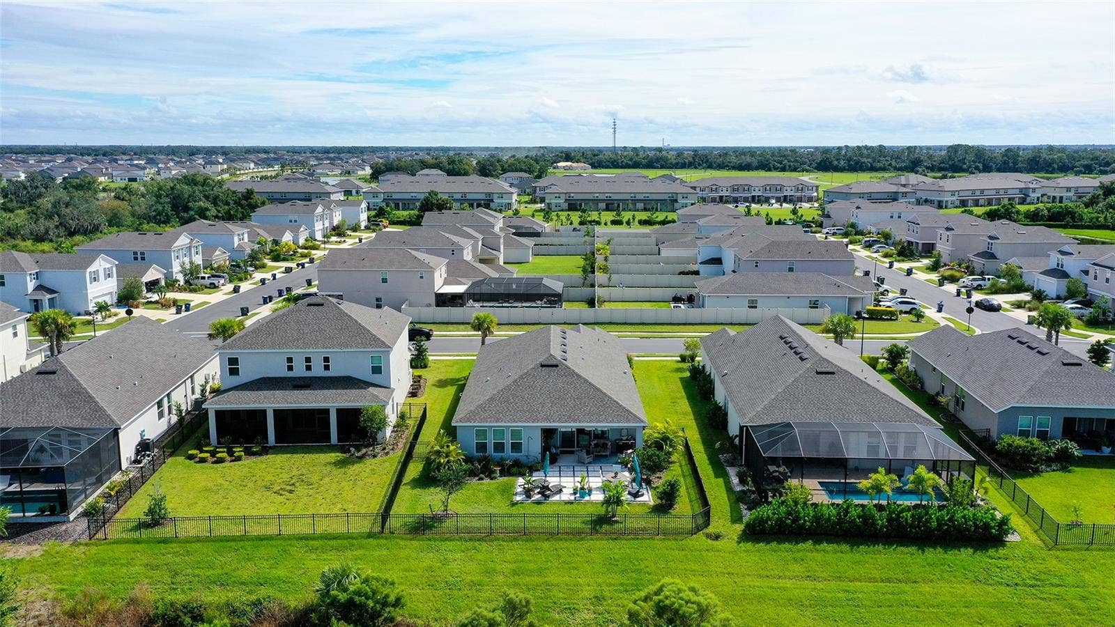 11013 FIELDSTONE DRIVE, Palmetto, FL 34221 11013 FIELDSTONE DRIVE, Palmetto, FL 34221