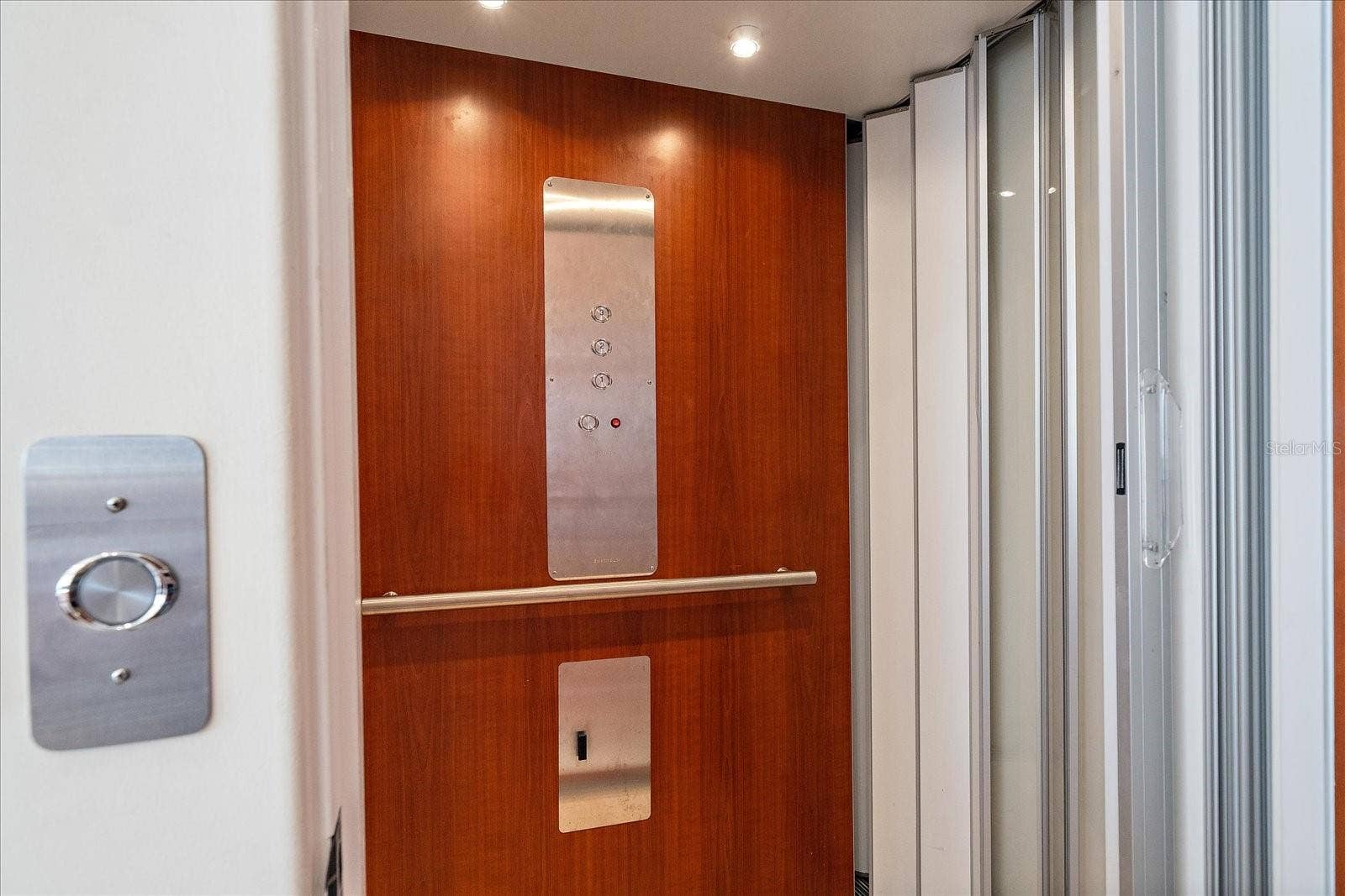 1905 MISSISSIPPI AVENUE, Englewood, FL 34224 Elevator