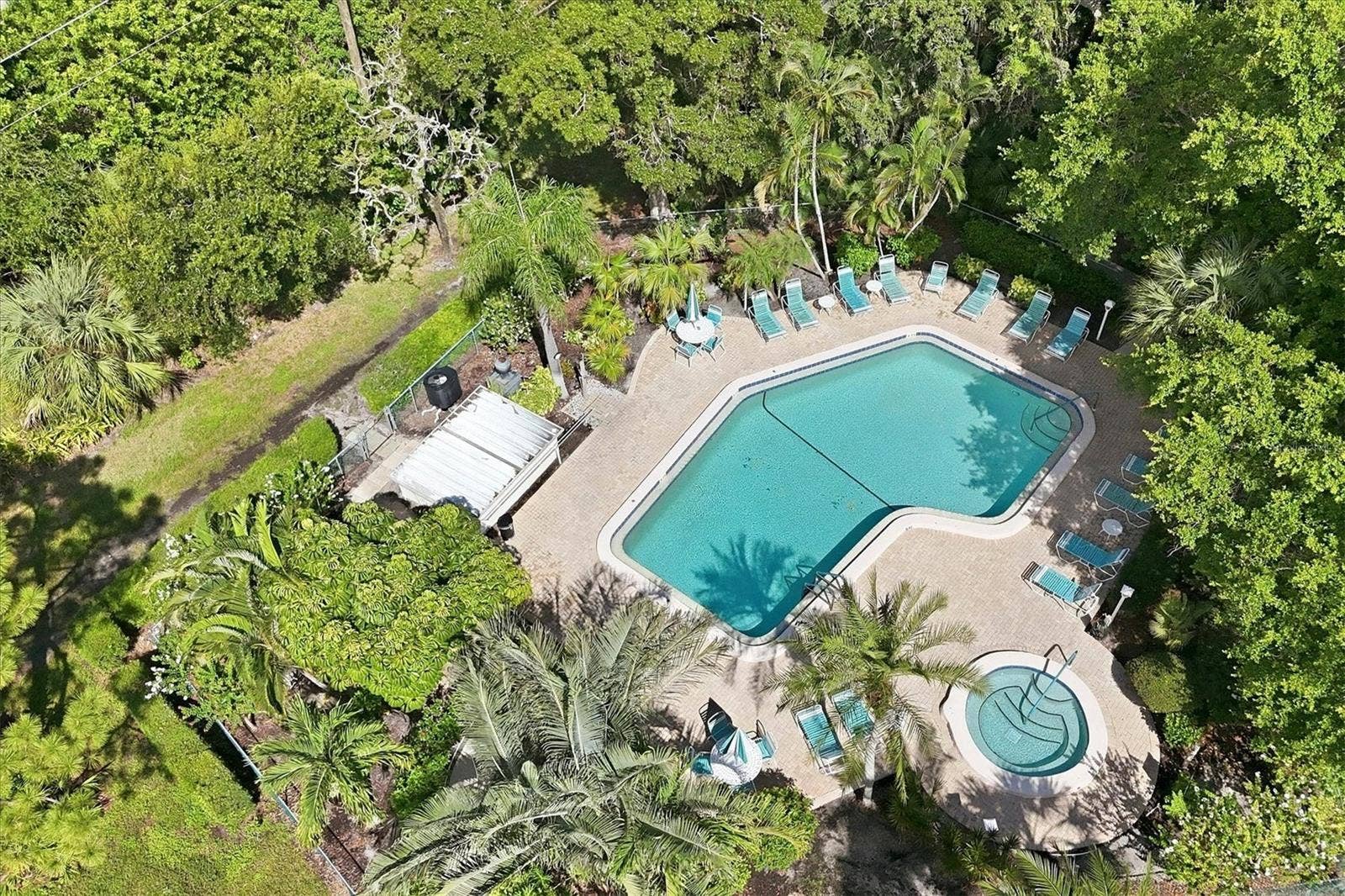 753 OAKVIEW DRIVE, Bradenton, FL 34210 753 OAKVIEW DRIVE, Bradenton, FL 34210