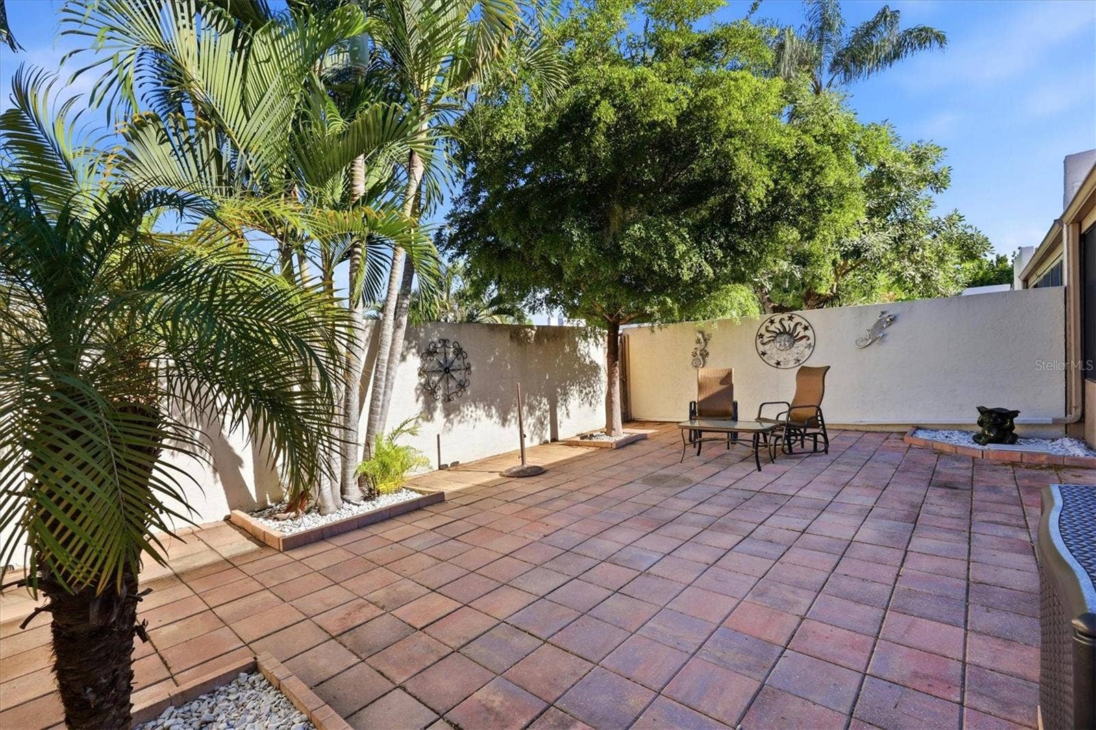 753 OAKVIEW DRIVE, Bradenton, FL 34210 753 OAKVIEW DRIVE, Bradenton, FL 34210
