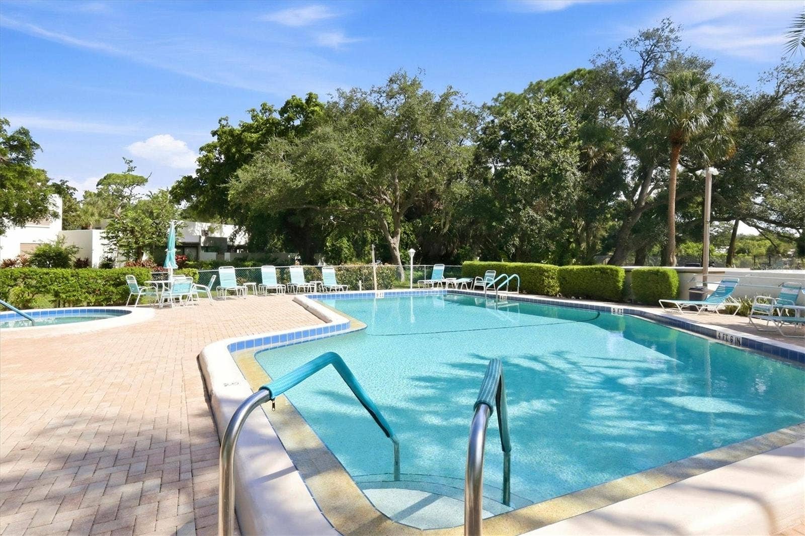 753 OAKVIEW DRIVE, Bradenton, FL 34210 753 OAKVIEW DRIVE, Bradenton, FL 34210