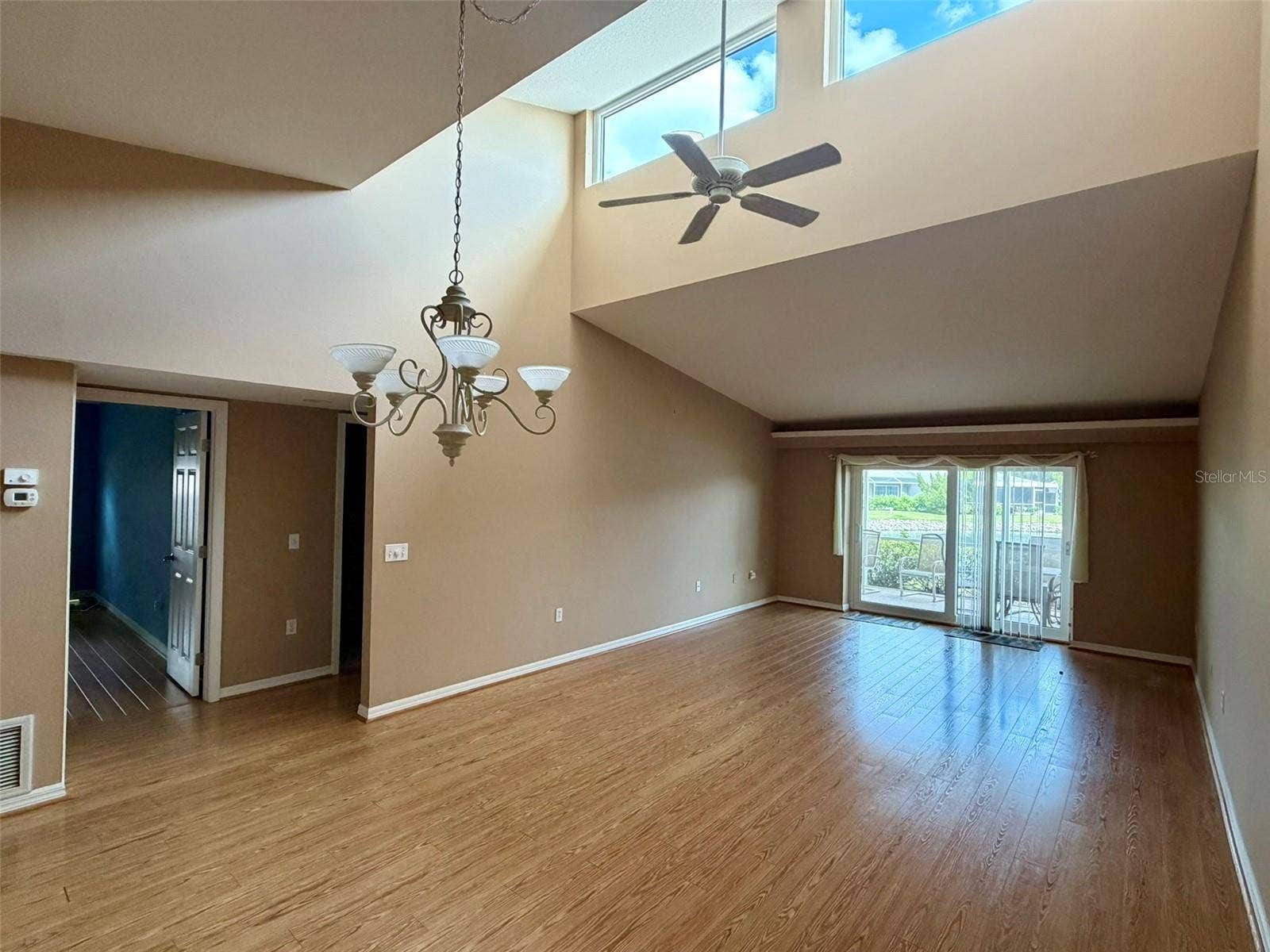 Dramatic cathedral vaulted ceilings in LR