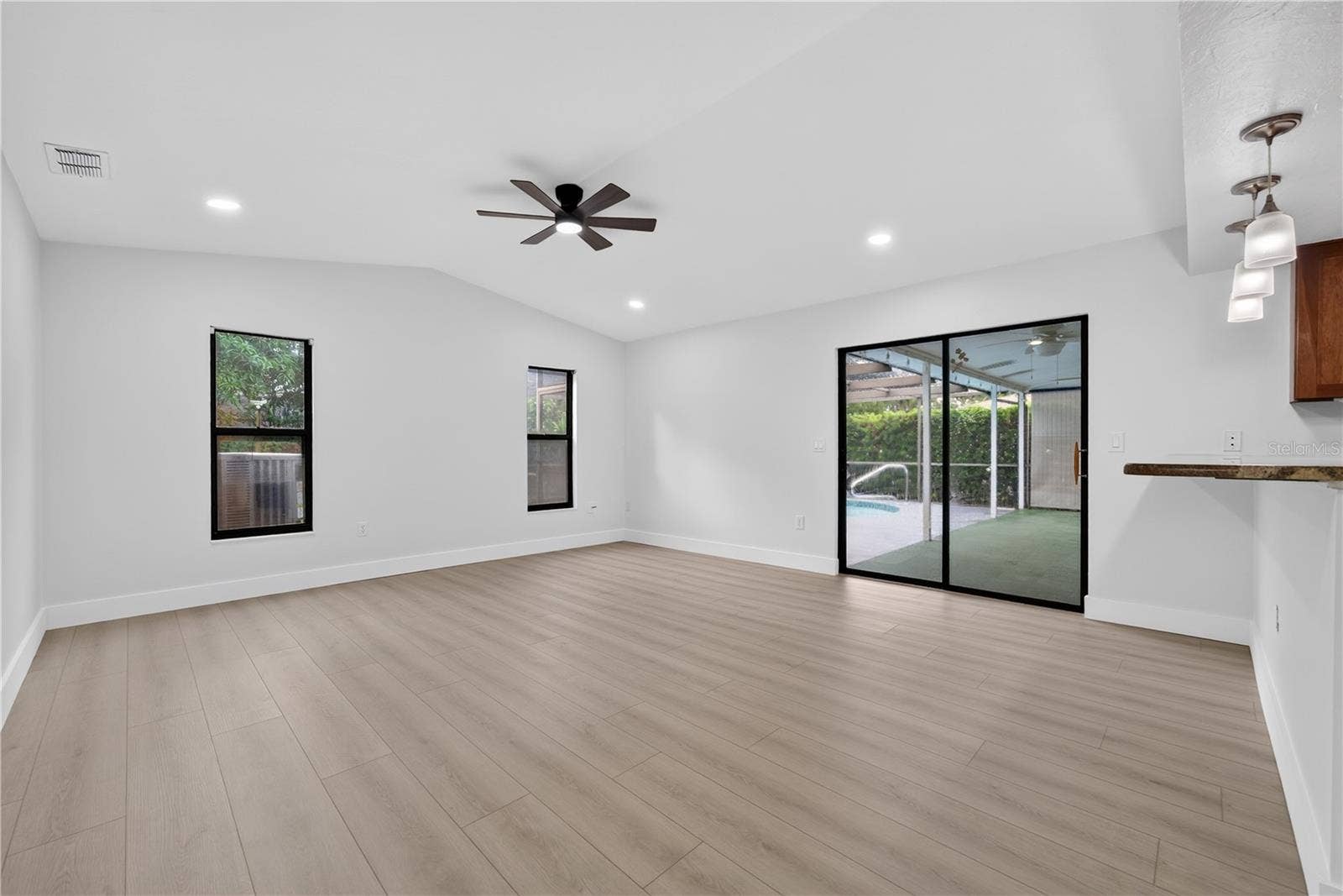2014 COUNTRY MEADOWS LANE, Sarasota, FL 34235