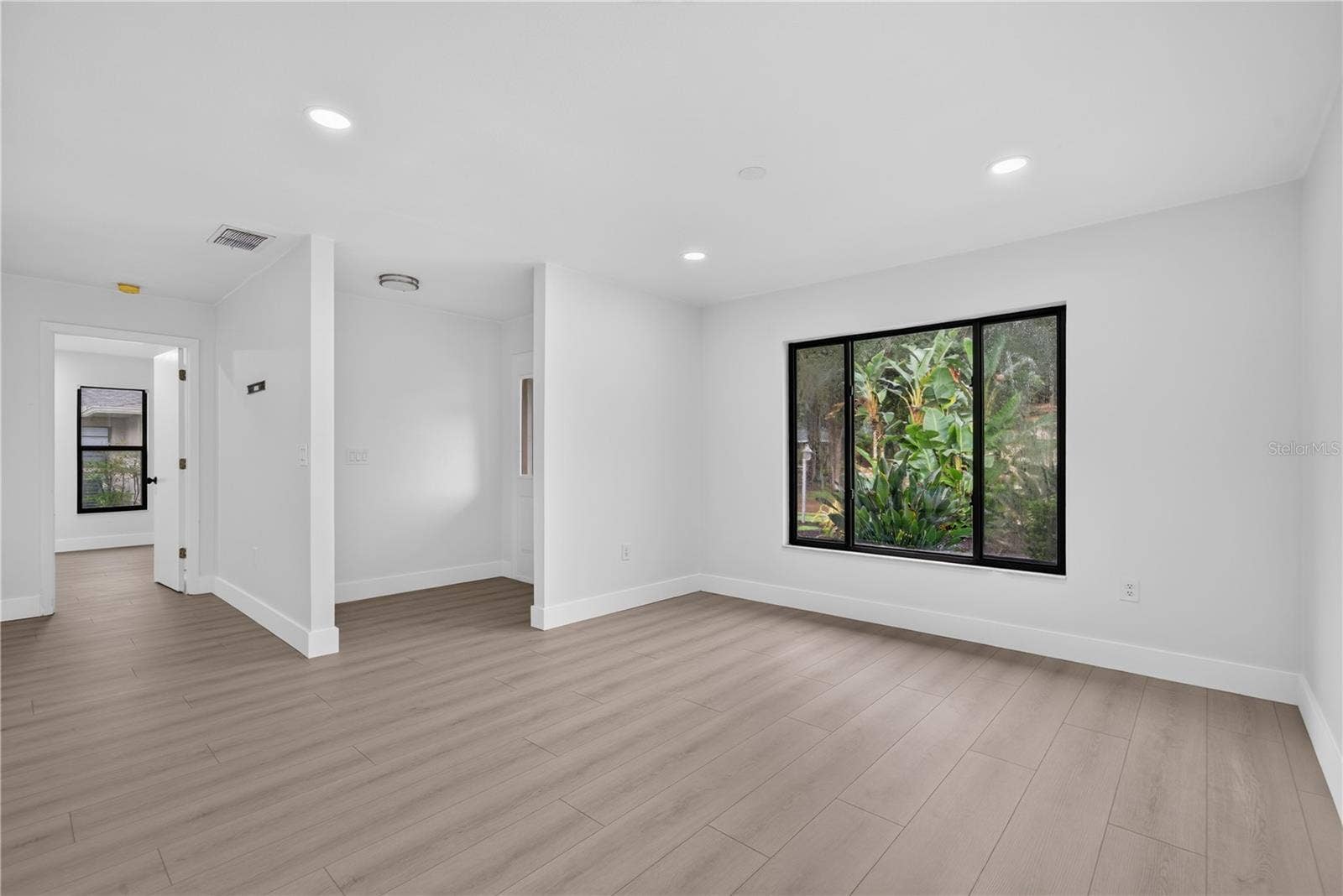 2014 COUNTRY MEADOWS LANE, Sarasota, FL 34235