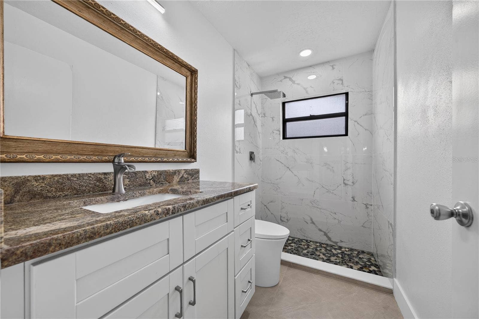 2014 COUNTRY MEADOWS LANE, Sarasota, FL 34235