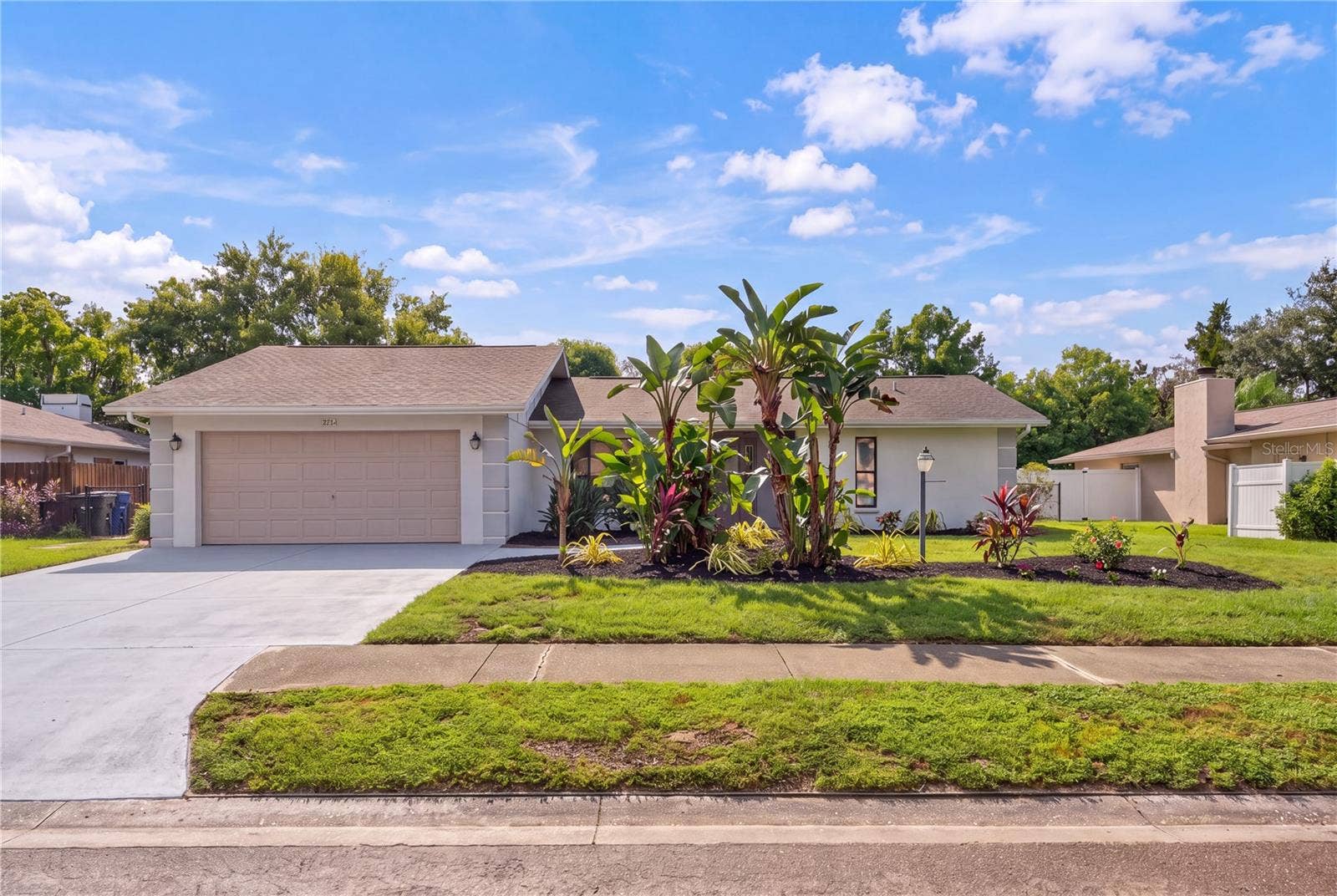 2014 COUNTRY MEADOWS LANE, Sarasota, FL 34235