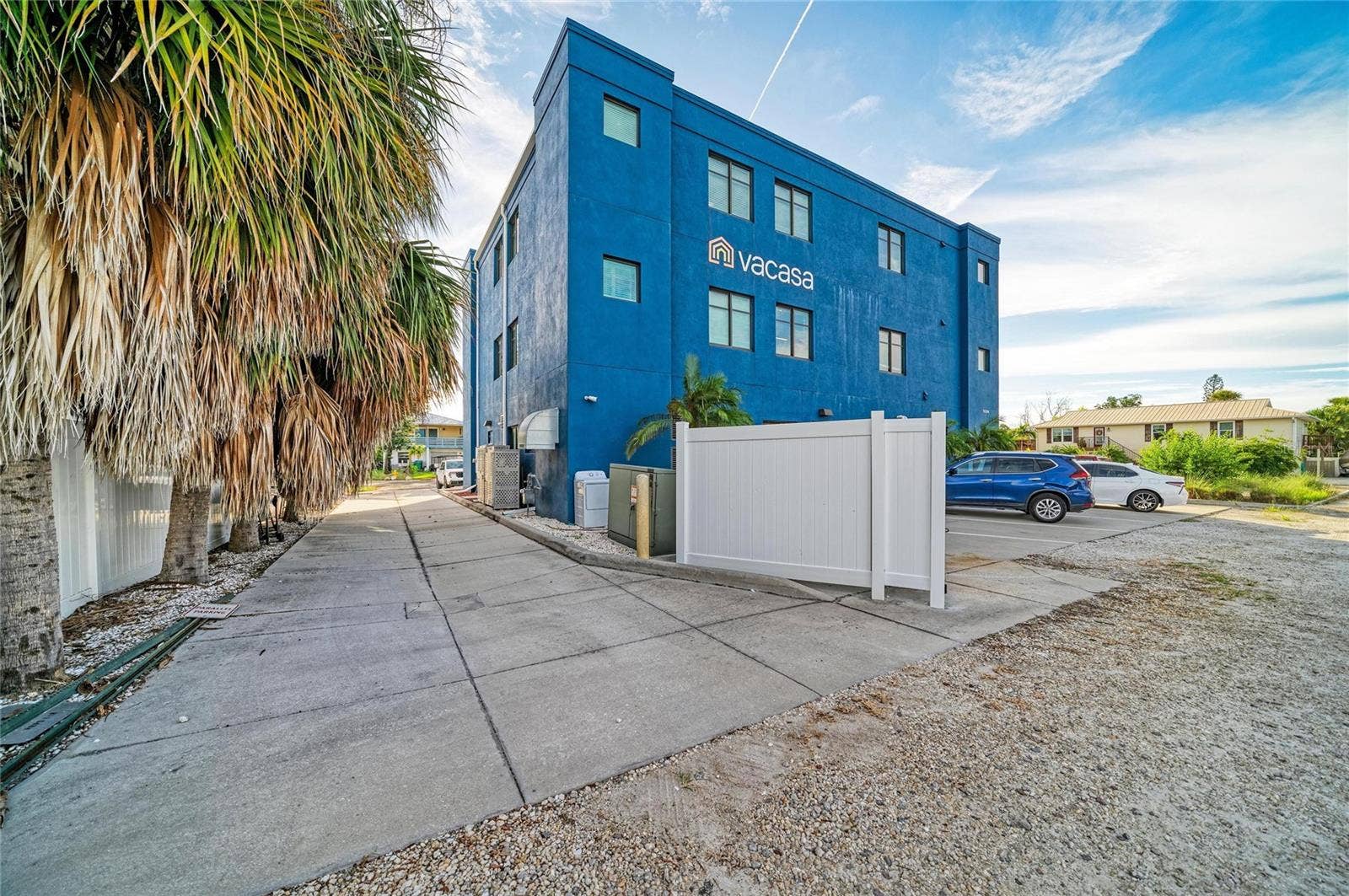 3004 AVENUE C, Holmes Beach, FL 34217 West side of building.