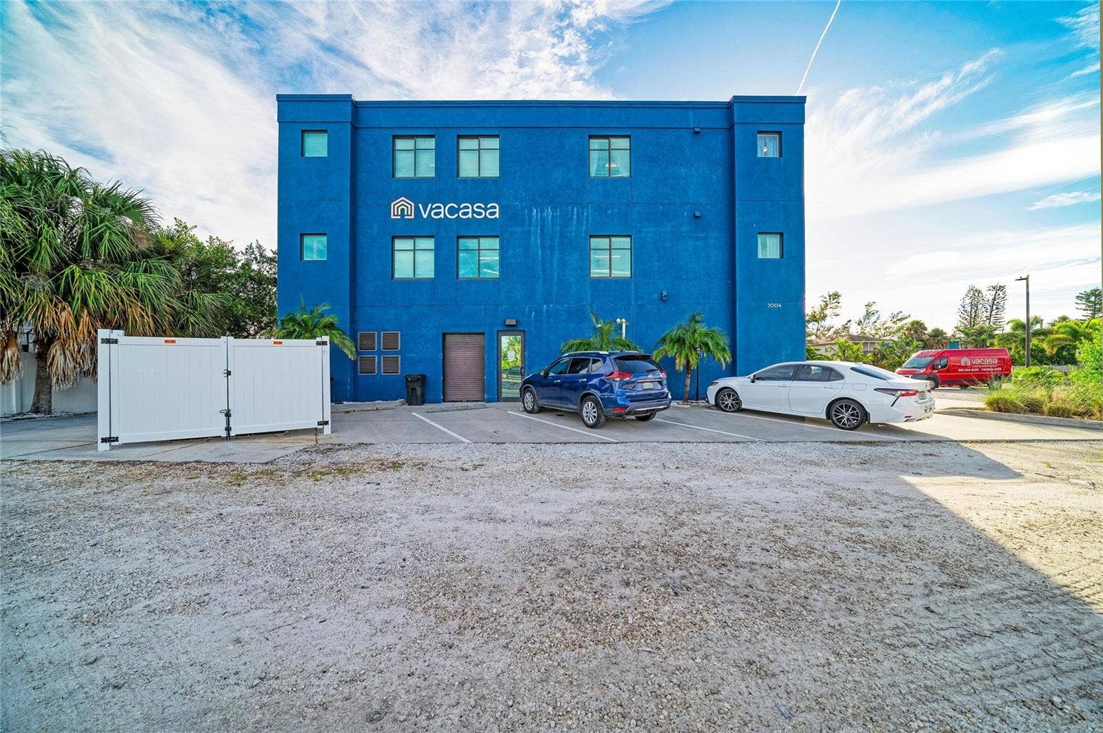 3004 AVENUE C, Holmes Beach, FL 34217 West side - dumpster enclosure