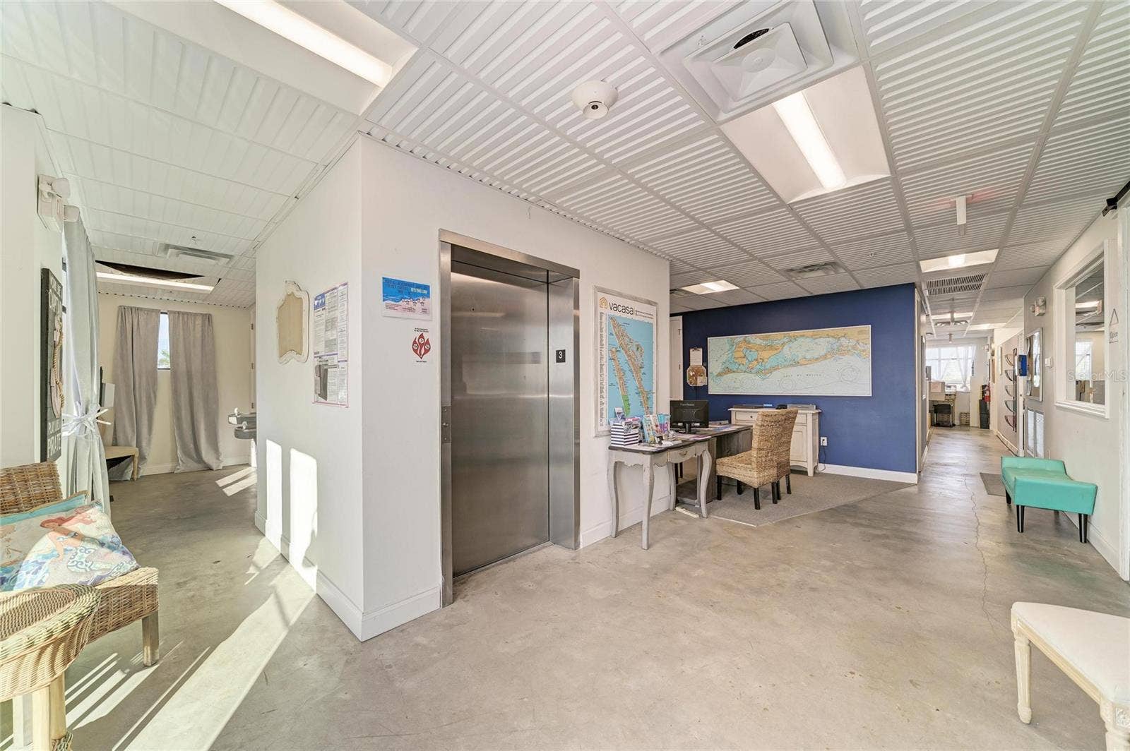 3004 AVENUE C, Holmes Beach, FL 34217 Third level - Lobby area and Elevator