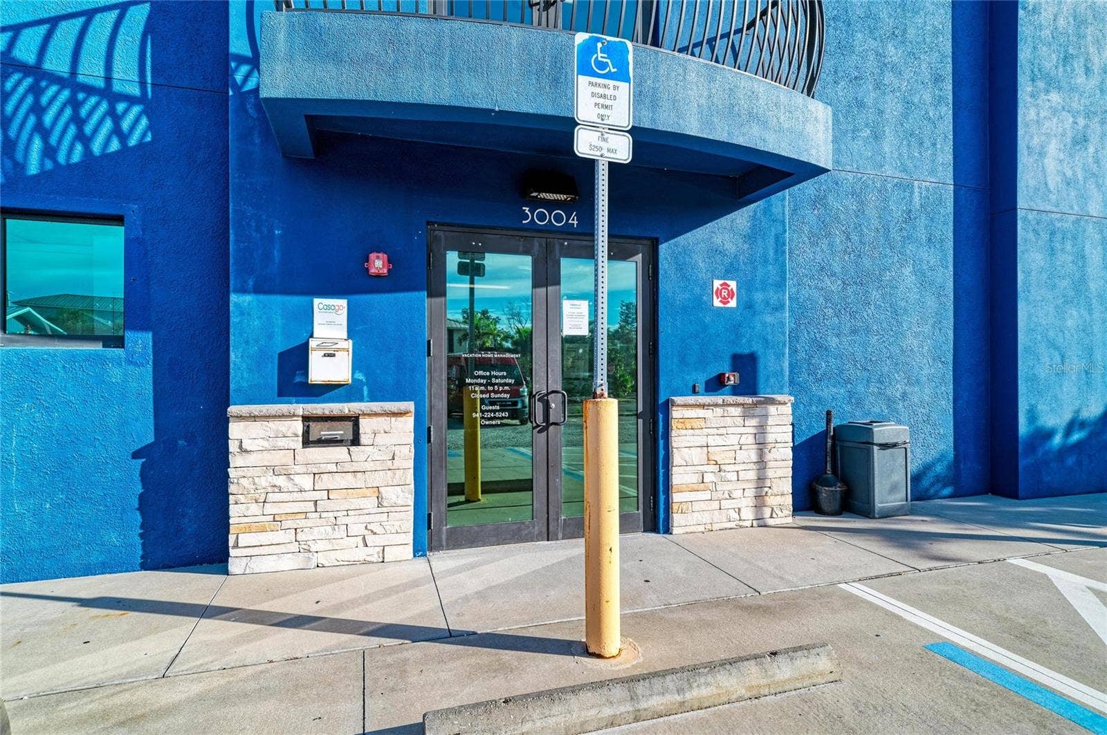 3004 AVENUE C, Holmes Beach, FL 34217 Front double door entrance