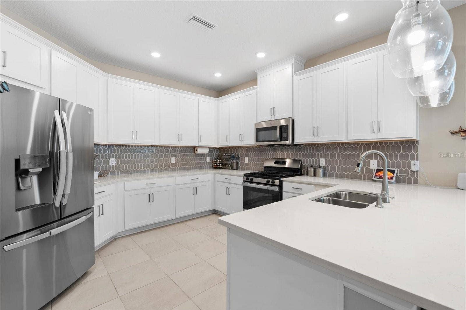 6326 GRANDVIEW HILL COURT, Bradenton, FL 34203