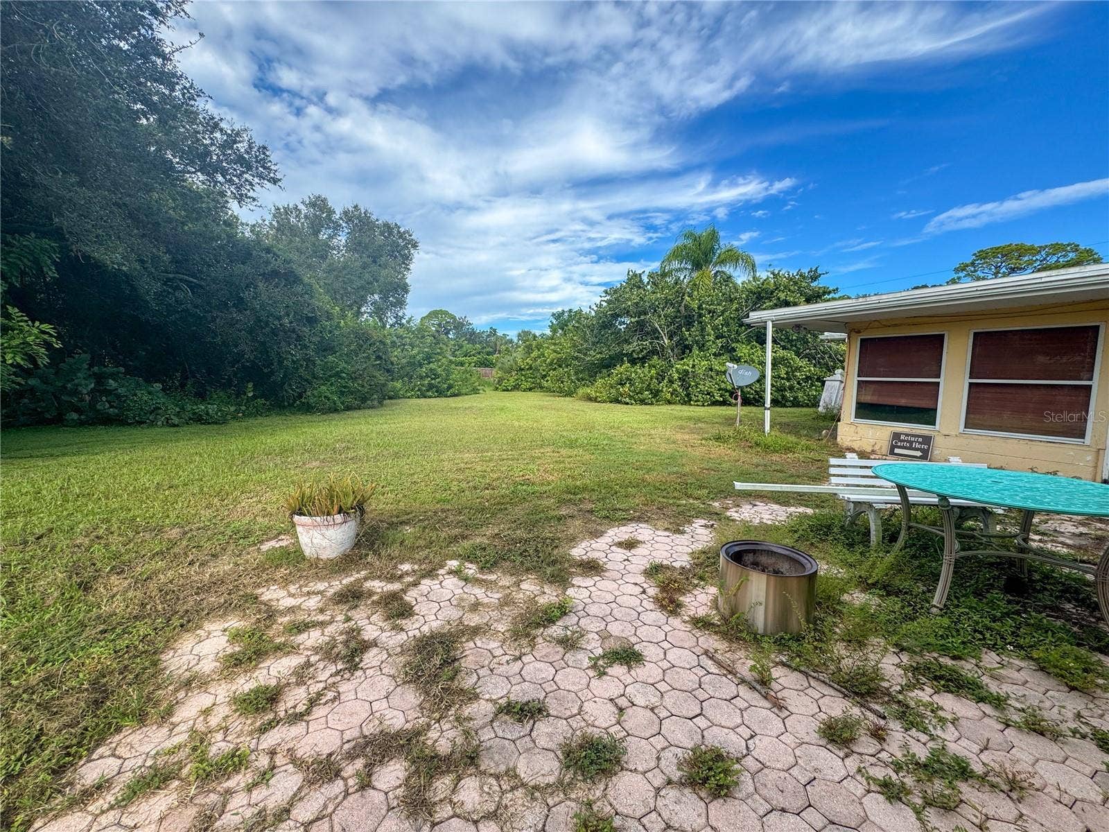 1205 SUNSET AVENUE, Nokomis, FL 34275