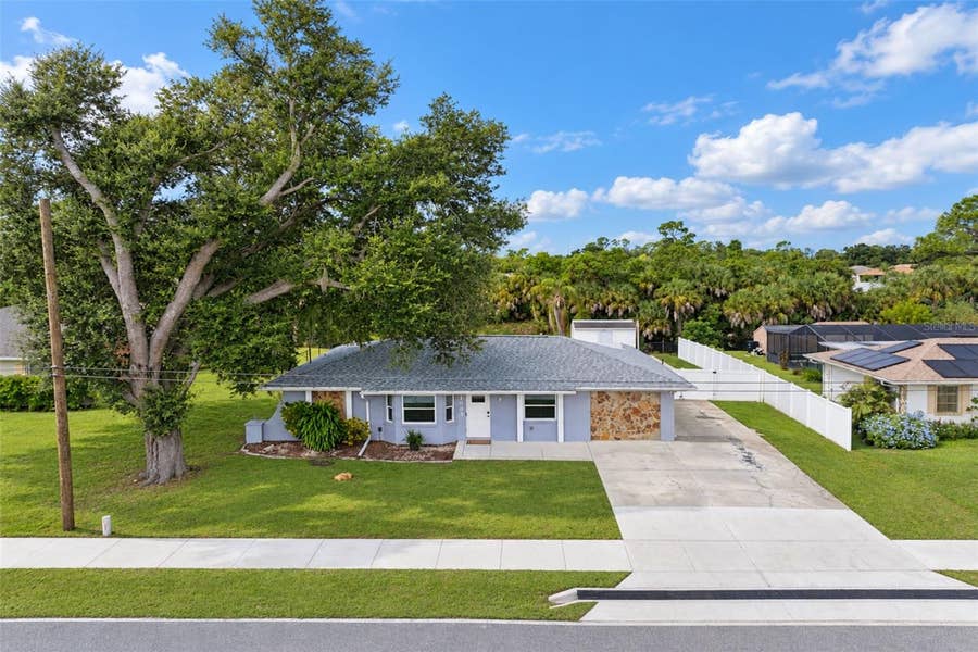 Property photo for 1093 DORCHESTER ST, Port Charlotte, FL