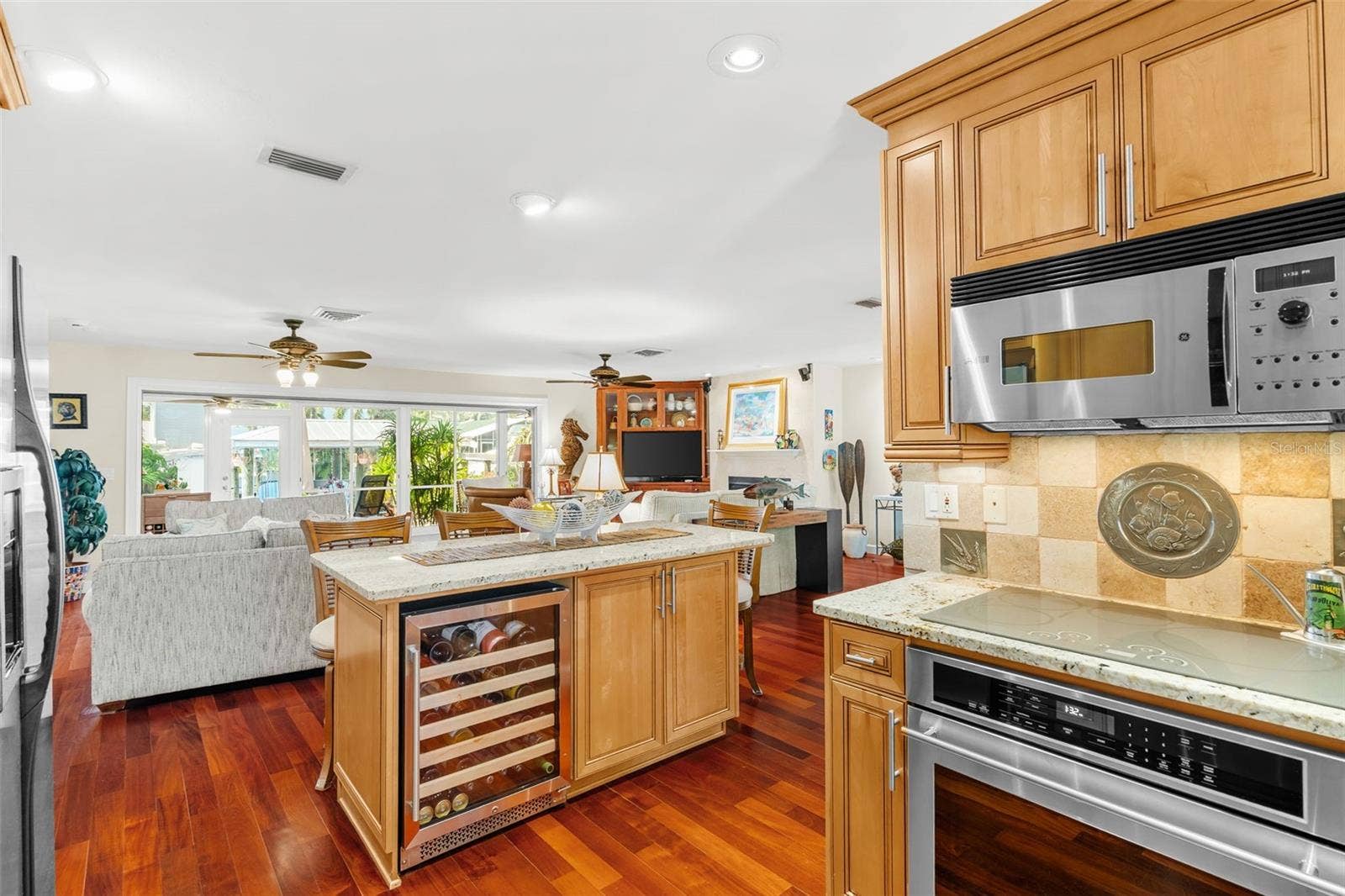 903 20TH AVENUE W, Palmetto, FL 34221
