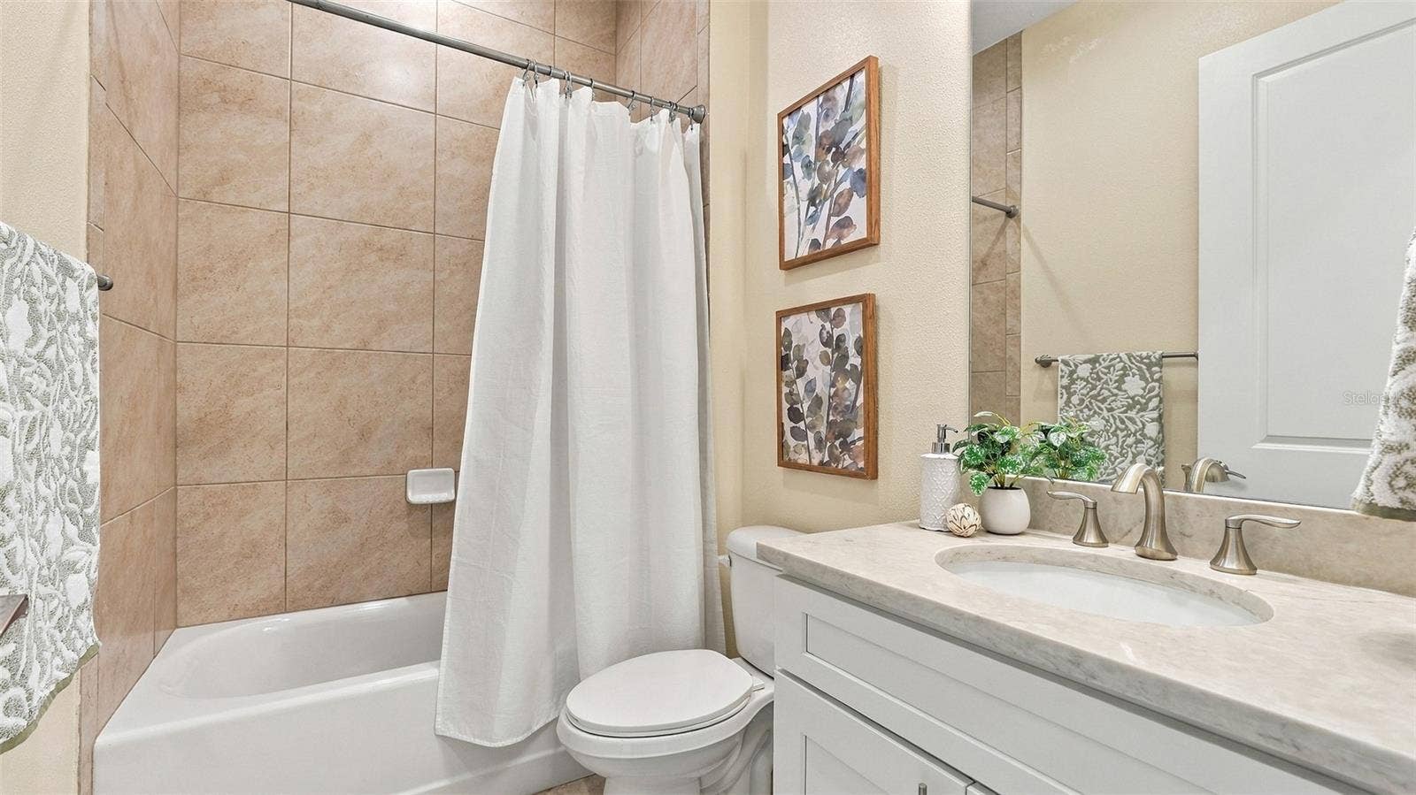 3439 79TH STREET CIRCLE W, #303, Bradenton, FL 34209 Guest bathroom