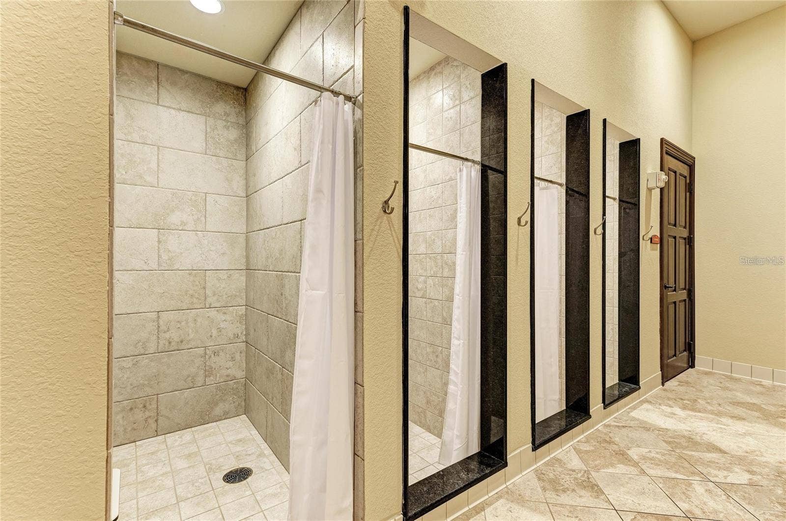 20297 TESORO DR, Venice, FL 34293 20297 TESORO DR, Venice, FL 34293