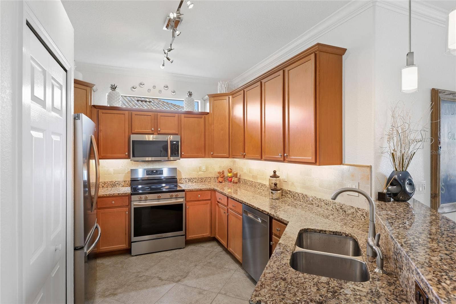 20297 TESORO DR, Venice, FL 34293 20297 TESORO DR, Venice, FL 34293