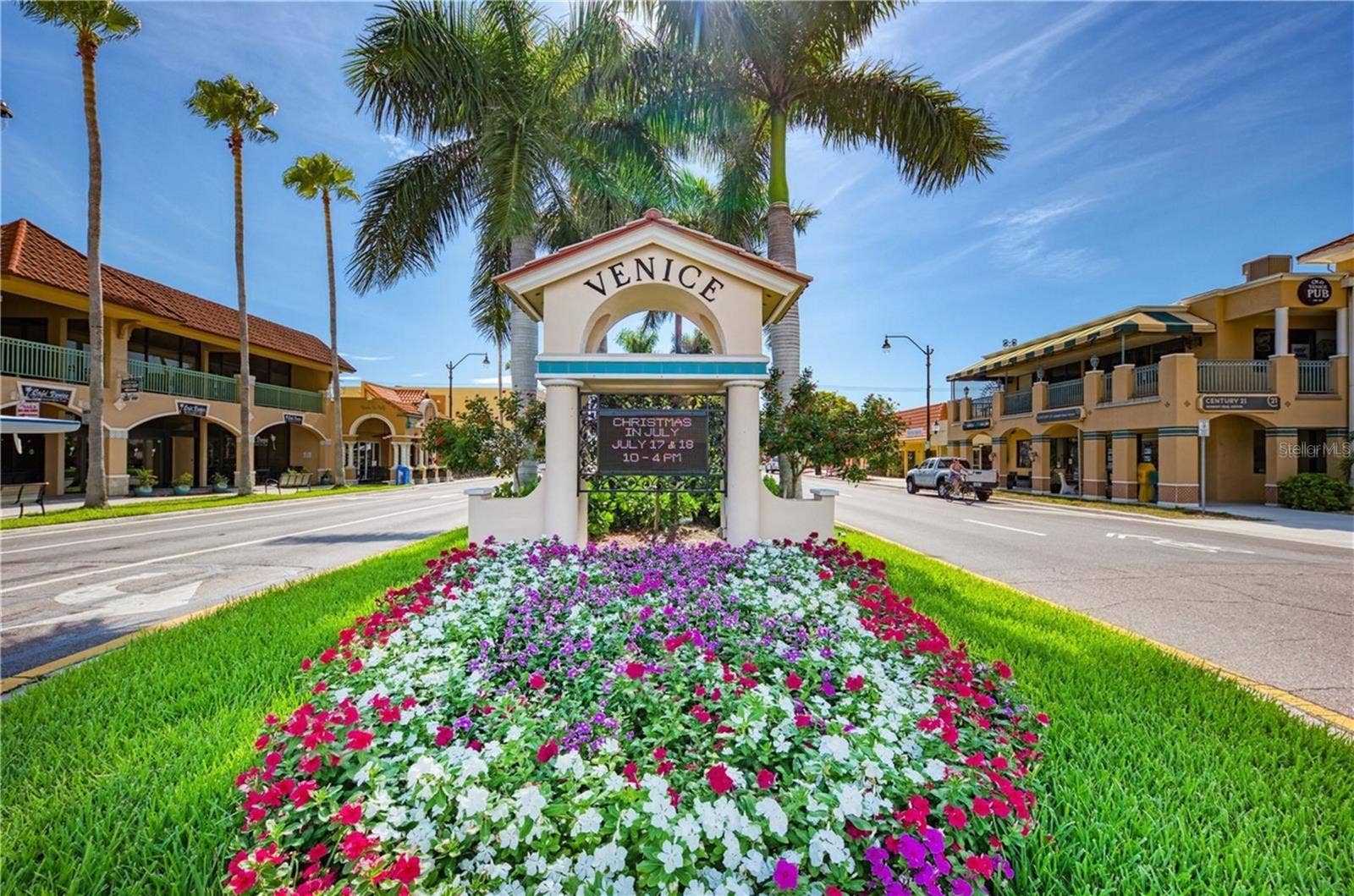 20297 TESORO DR, Venice, FL 34293 20297 TESORO DR, Venice, FL 34293