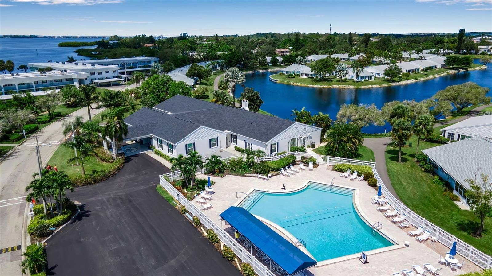 4704 INDEPENDENCE DRIVE, #4704, Bradenton, FL 34210 4704 INDEPENDENCE DRIVE, #4704, Bradenton, FL 34210
