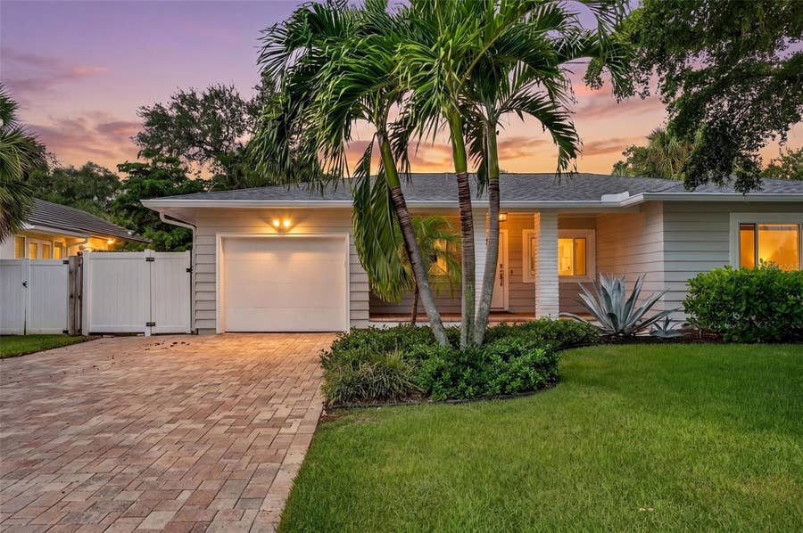 Property photo for 1965 HIBISCUS STREET, Sarasota, FL