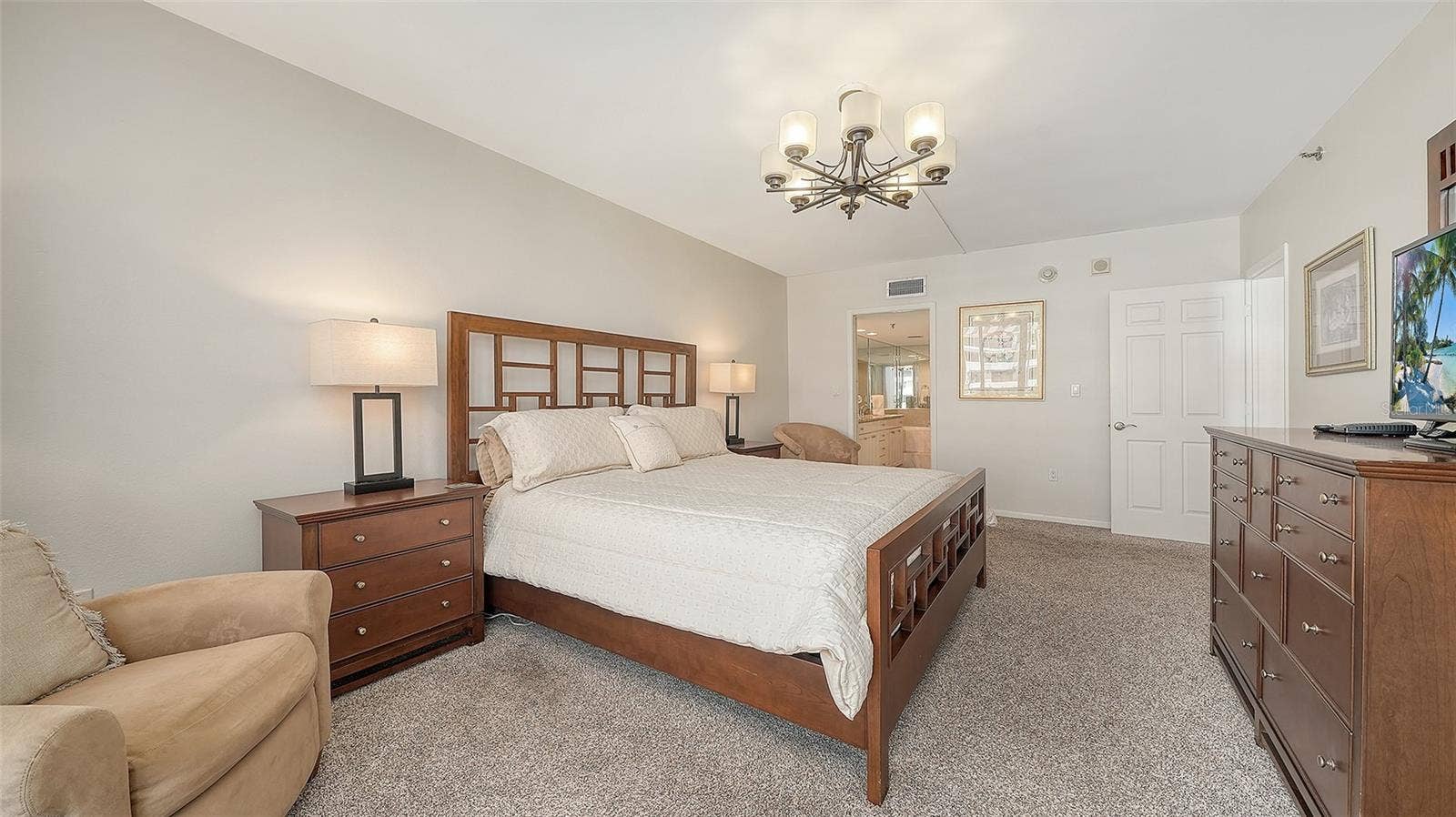 1445 GULF OF MEXICO DRIVE, #101, Longboat Key, FL 34228 1445 GULF OF MEXICO DRIVE, #101, Longboat Key, FL 34228