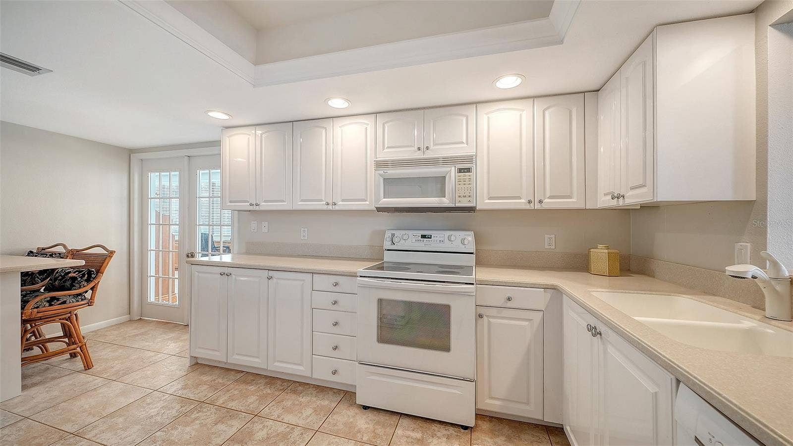1445 GULF OF MEXICO DRIVE, #101, Longboat Key, FL 34228 1445 GULF OF MEXICO DRIVE, #101, Longboat Key, FL 34228