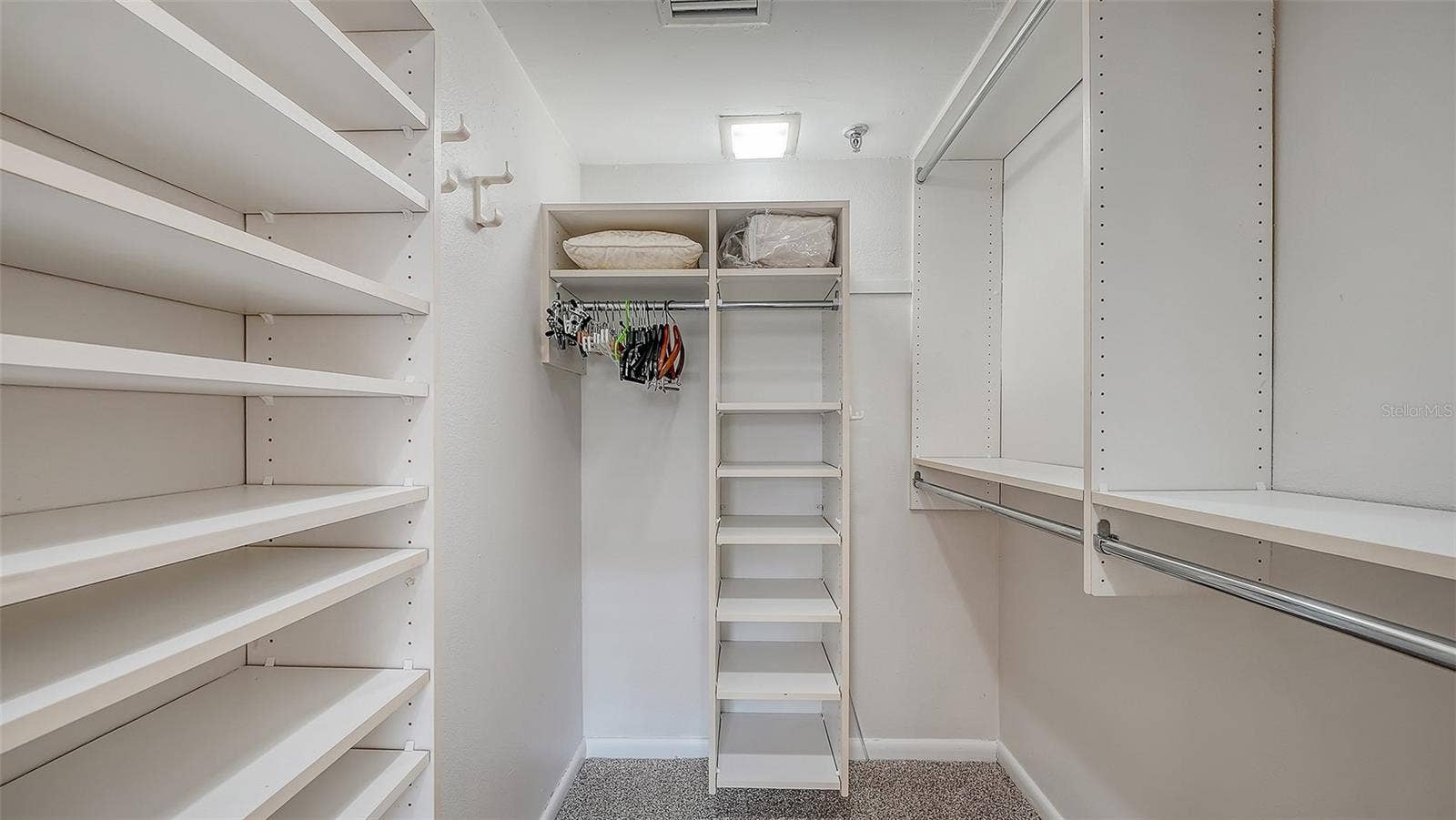 1445 GULF OF MEXICO DRIVE, #101, Longboat Key, FL 34228 1445 GULF OF MEXICO DRIVE, #101, Longboat Key, FL 34228