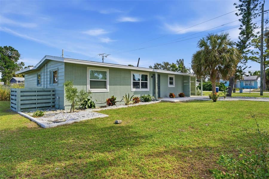 Property photo for 1757 MOVA STREET, Sarasota, FL