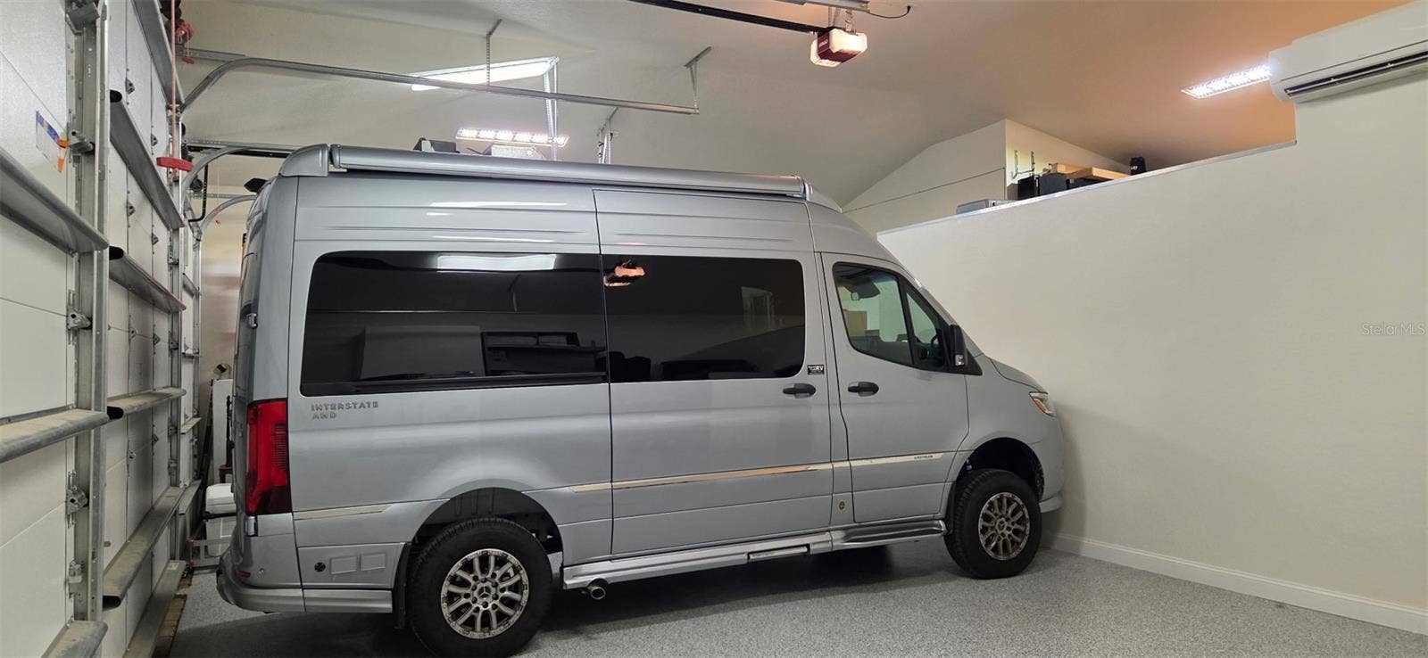 434 E CASHEW, Punta Gorda, FL 33955 19' Coach
