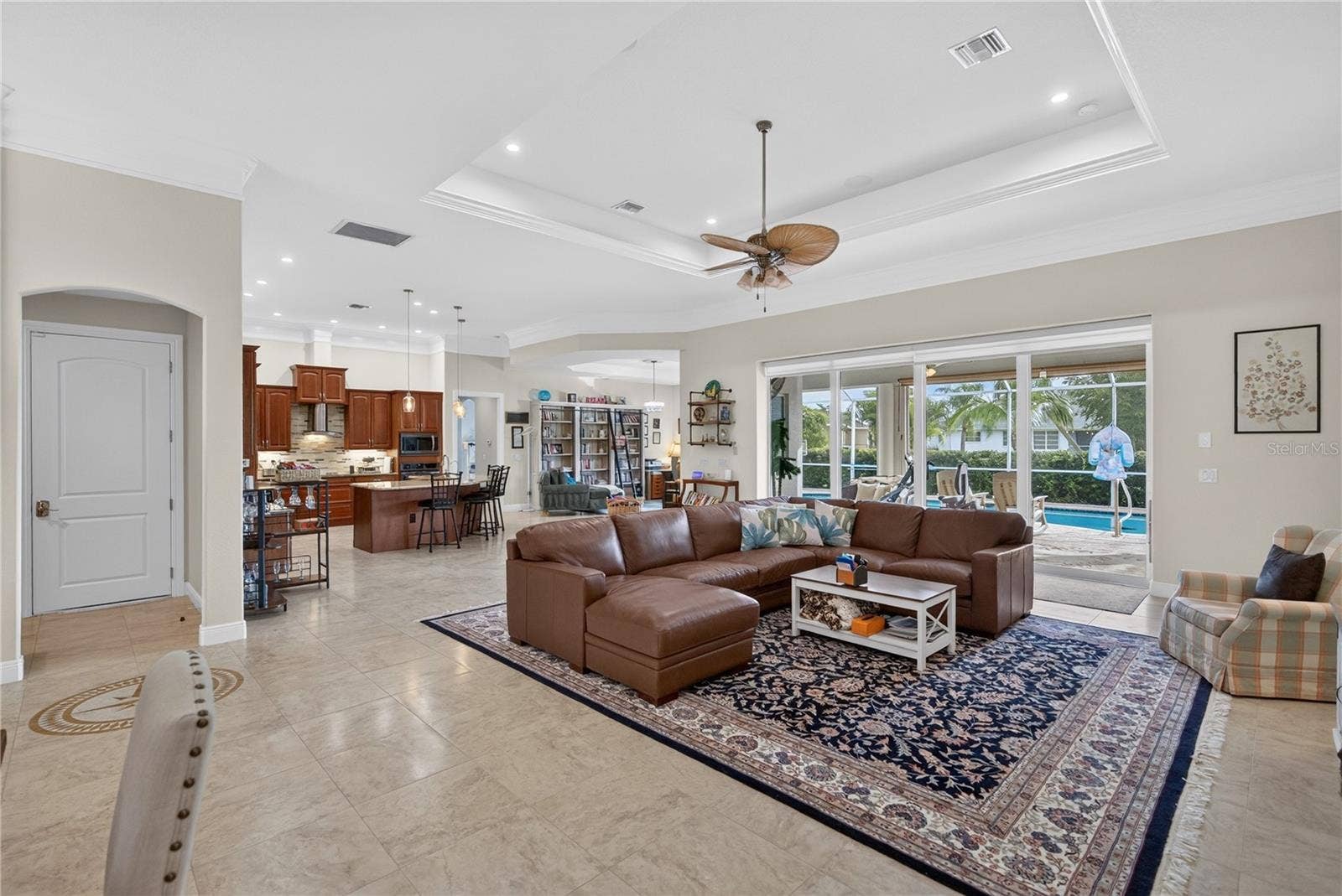 434 E CASHEW, Punta Gorda, FL 33955 Living Room