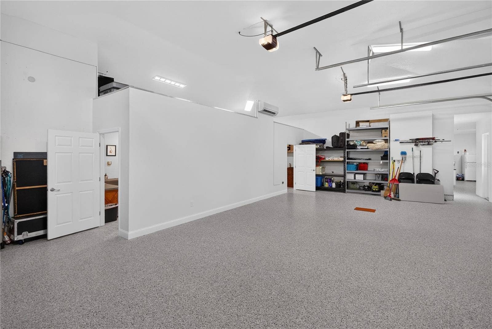 434 E CASHEW, Punta Gorda, FL 33955 3 Car Garage with RV Space