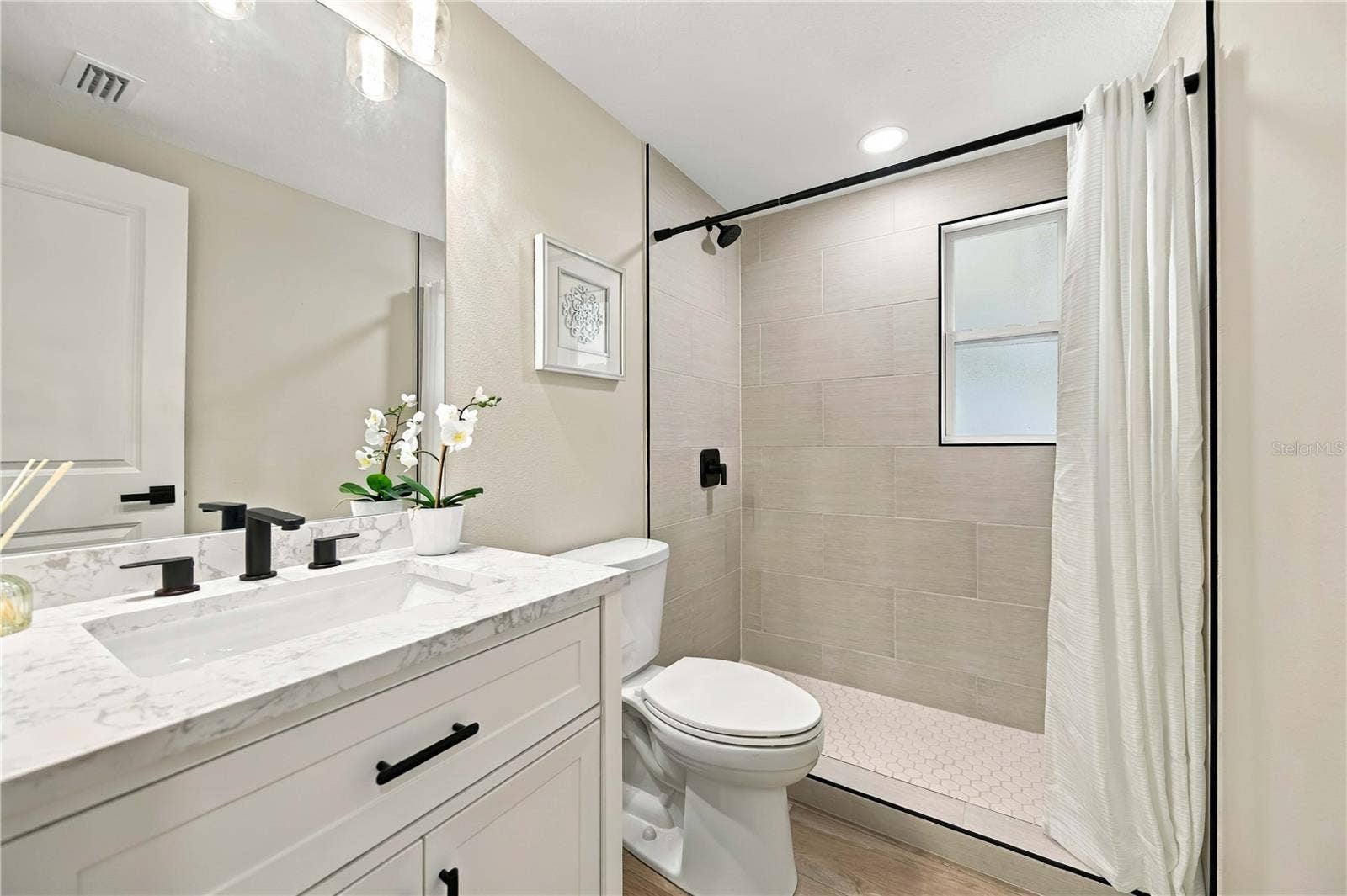 1802 ROBINHOOD STREET, Sarasota, FL 34231 1802 ROBINHOOD STREET, Sarasota, FL 34231