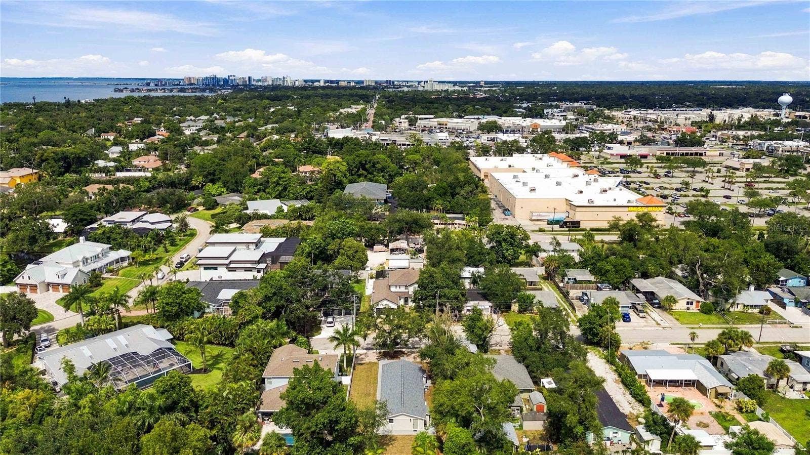 1802 ROBINHOOD STREET, Sarasota, FL 34231 1802 ROBINHOOD STREET, Sarasota, FL 34231