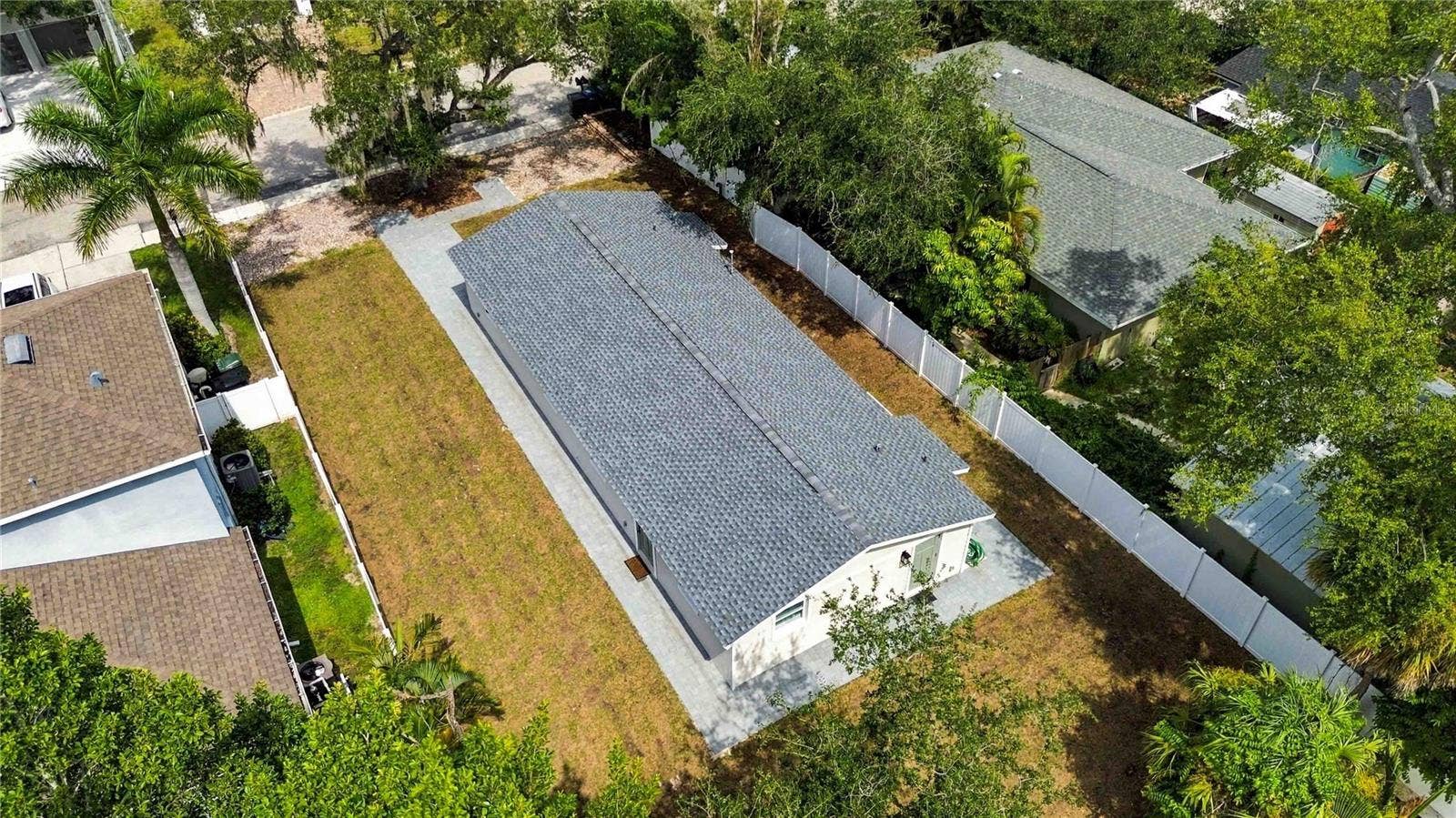 1802 ROBINHOOD STREET, Sarasota, FL 34231 1802 ROBINHOOD STREET, Sarasota, FL 34231