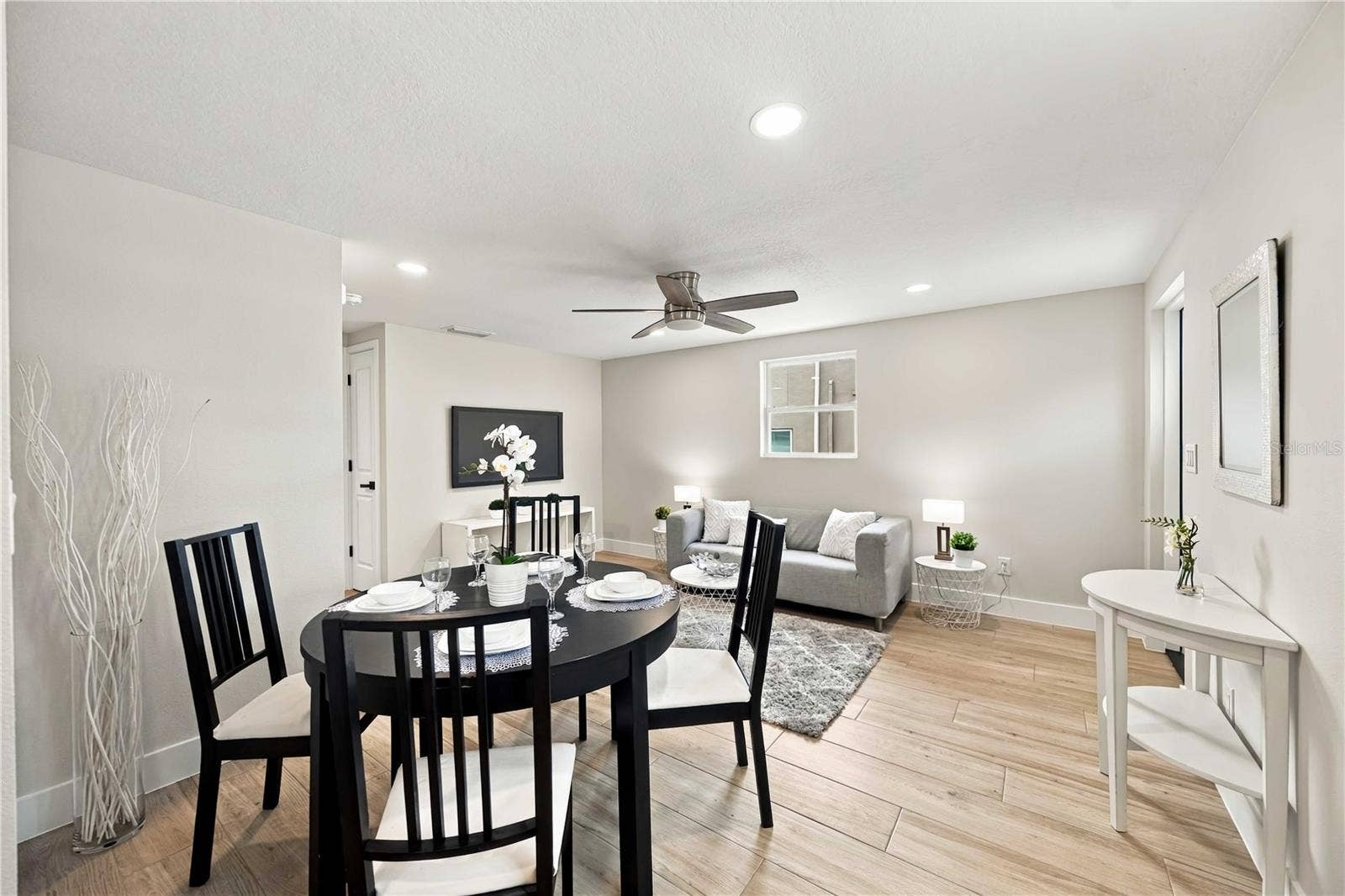 1802 ROBINHOOD STREET, Sarasota, FL 34231 1802 ROBINHOOD STREET, Sarasota, FL 34231