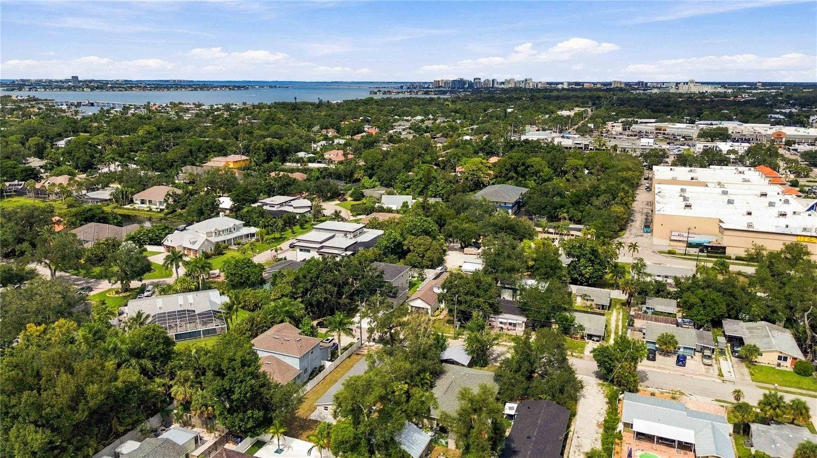 1802 ROBINHOOD STREET, Sarasota, FL 34231 1802 ROBINHOOD STREET, Sarasota, FL 34231