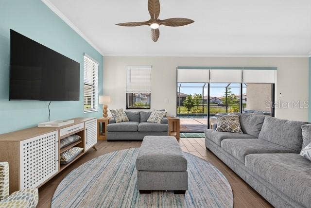 15104 OXFORD GREY DRIVE, Bradenton, FL 34211 Sleep Sofa