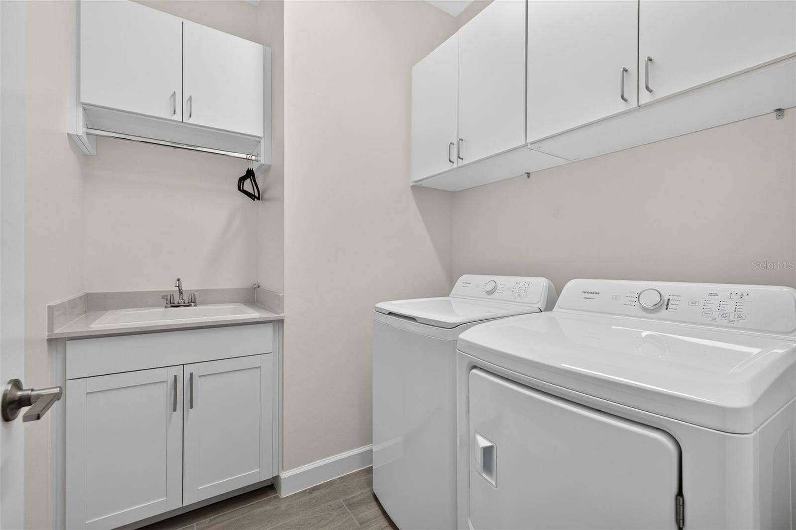 15104 OXFORD GREY DRIVE, Bradenton, FL 34211 Laundry