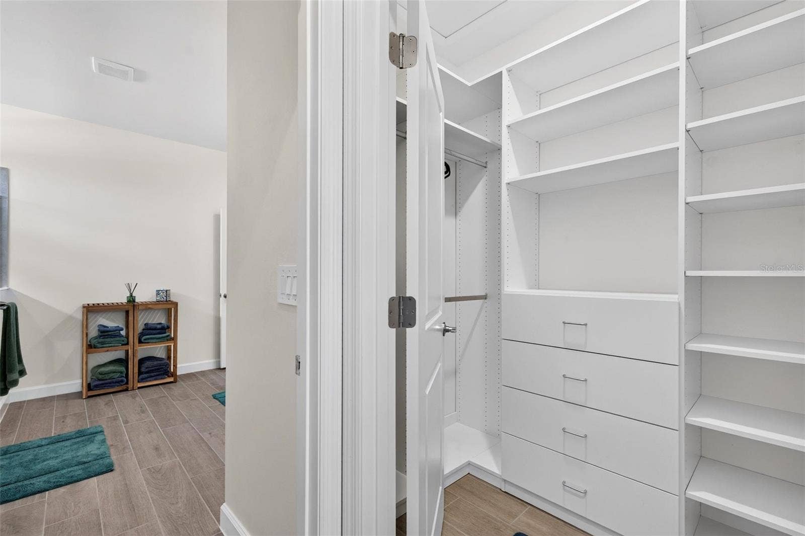 15104 OXFORD GREY DRIVE, Bradenton, FL 34211 Master Closet