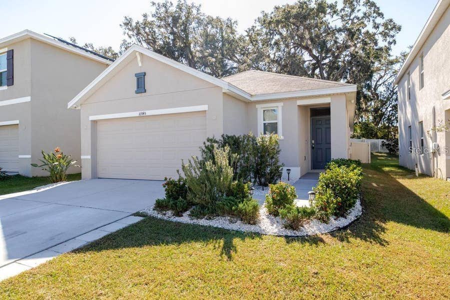 Property photo for 10945 TRAILING VINE DRIVE, Tampa, FL