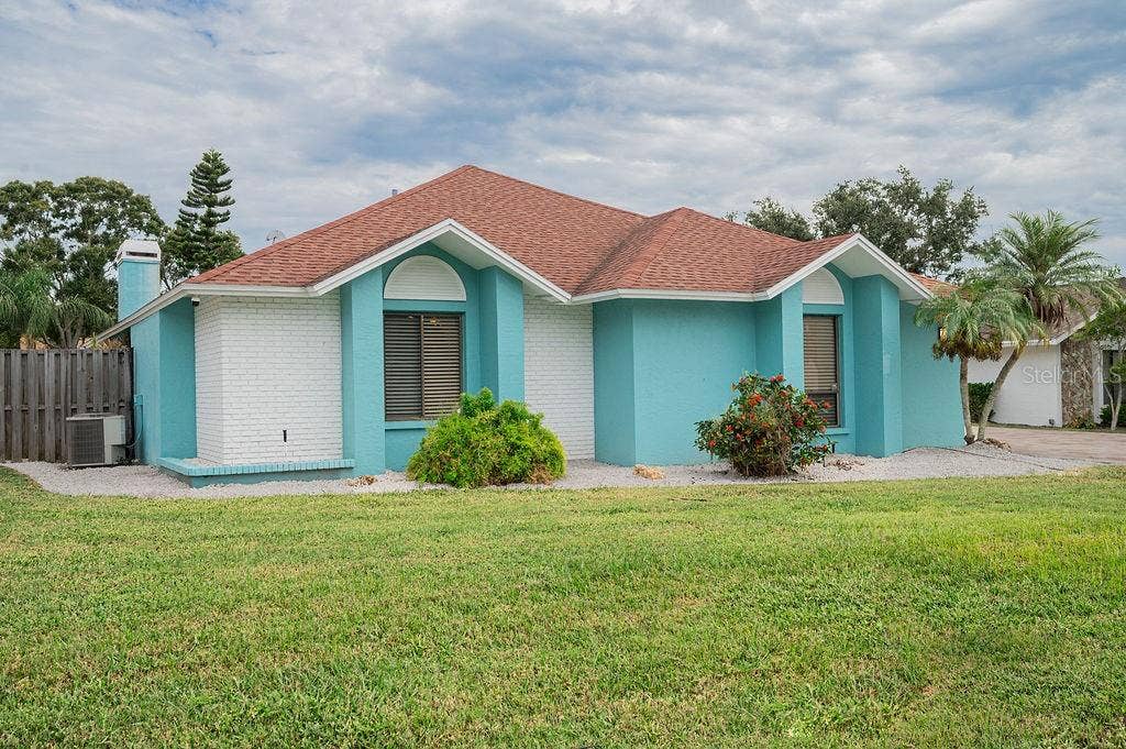 8004 NW 11TH AVENUE, Bradenton, FL 34209 8004 NW 11TH AVENUE, Bradenton, FL 34209