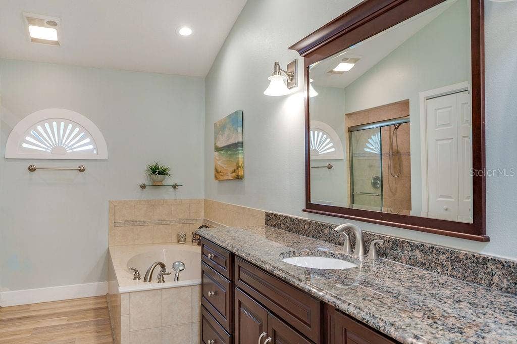 8004 NW 11TH AVENUE, Bradenton, FL 34209 8004 NW 11TH AVENUE, Bradenton, FL 34209