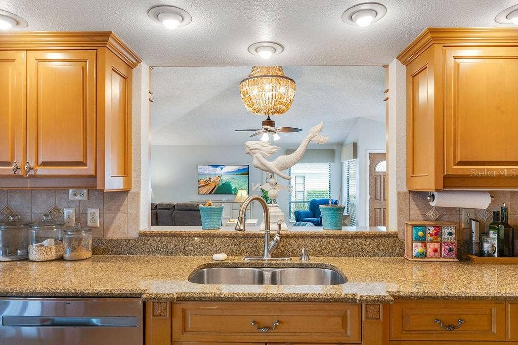 8004 NW 11TH AVENUE, Bradenton, FL 34209 8004 NW 11TH AVENUE, Bradenton, FL 34209