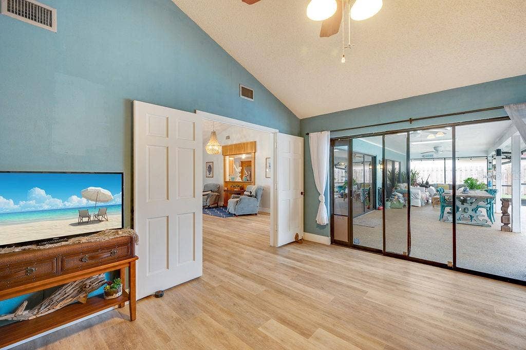 8004 NW 11TH AVENUE, Bradenton, FL 34209 8004 NW 11TH AVENUE, Bradenton, FL 34209