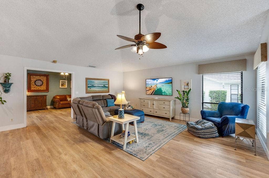 8004 NW 11TH AVENUE, Bradenton, FL 34209 8004 NW 11TH AVENUE, Bradenton, FL 34209