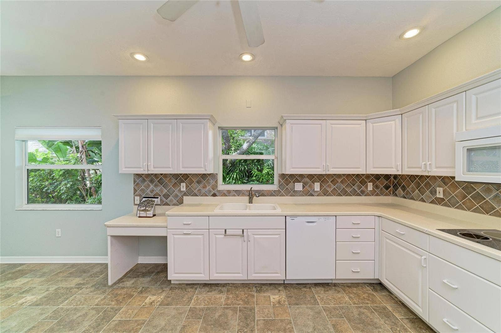 2310 63RD STREET COURT W, Bradenton, FL 34209 KITCHEN
