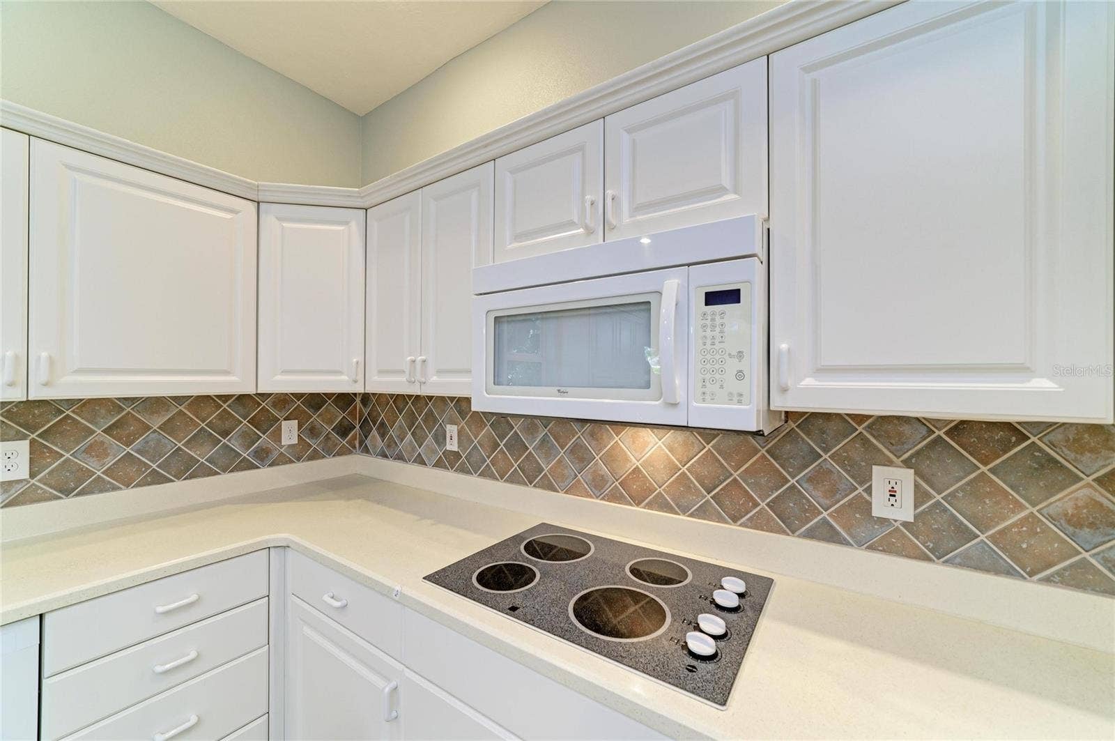 2310 63RD STREET COURT W, Bradenton, FL 34209 KITCHEN