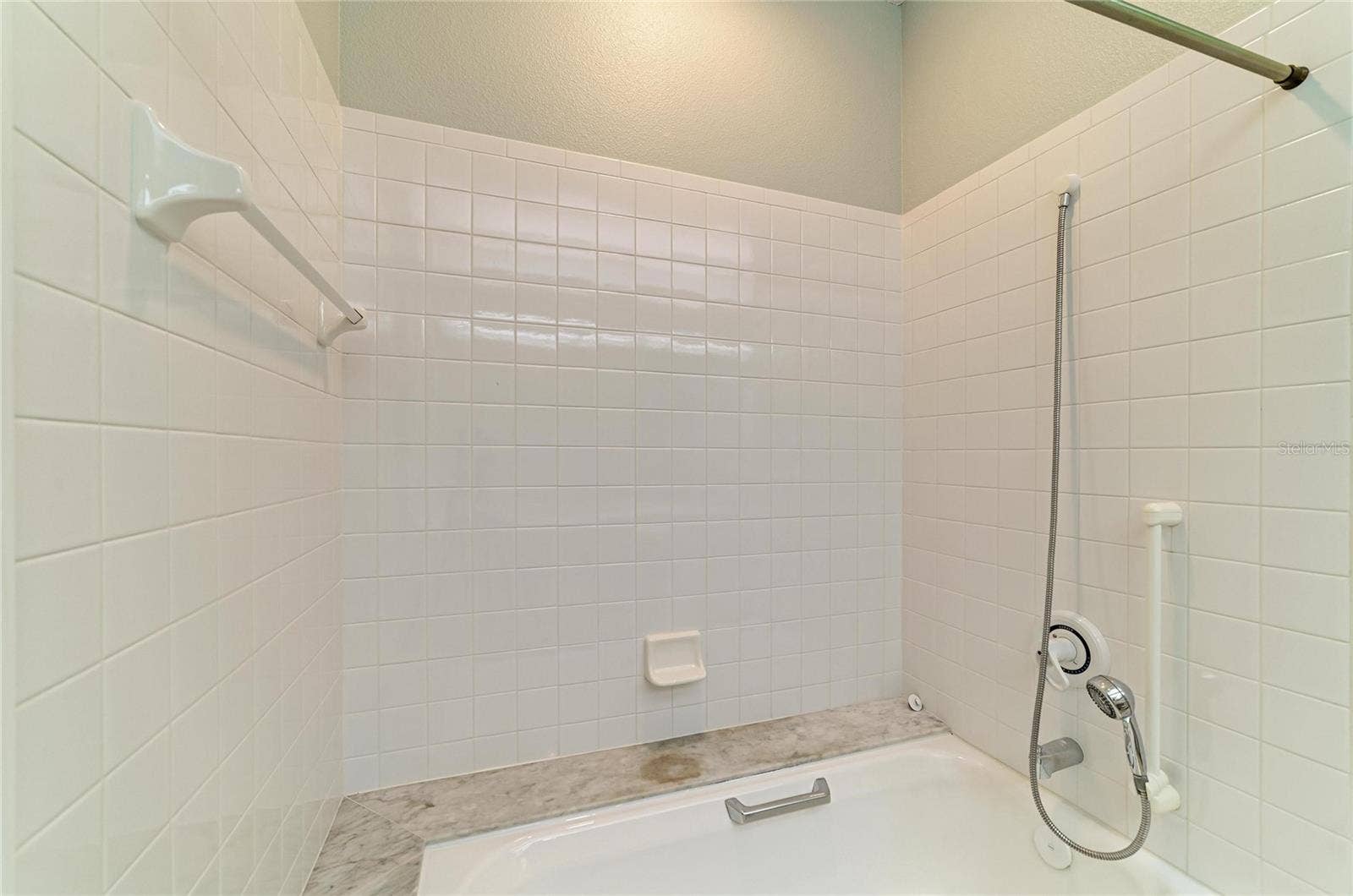 2310 63RD STREET COURT W, Bradenton, FL 34209 MASTER BATH