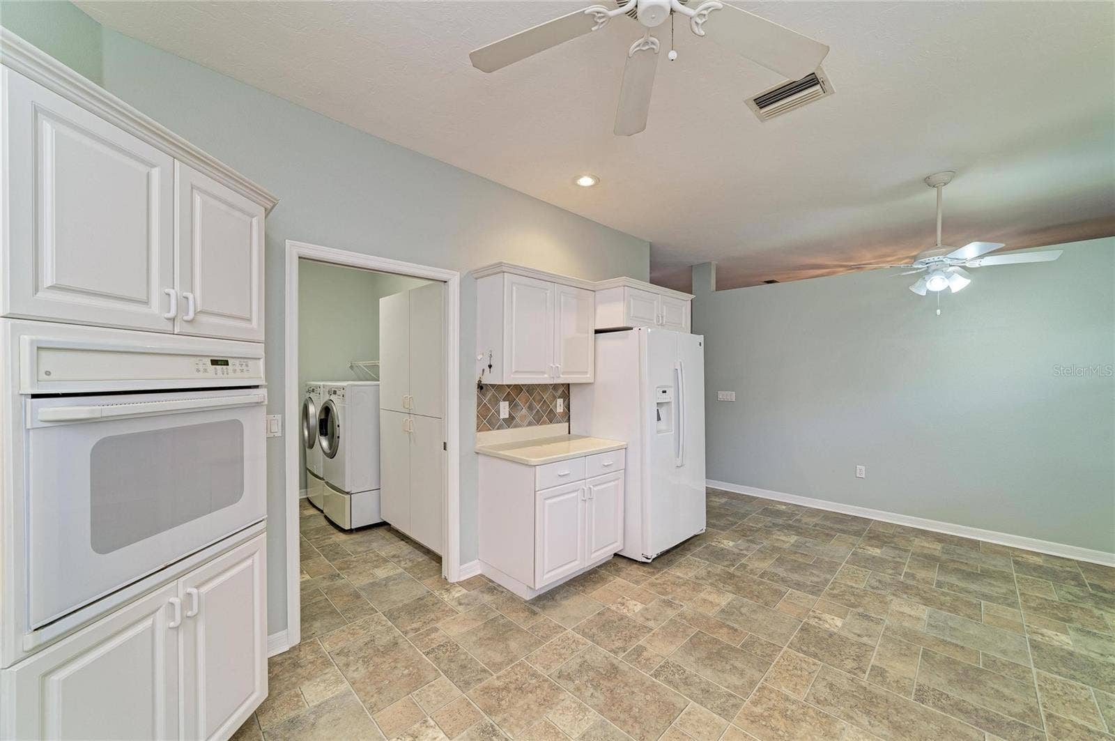 2310 63RD STREET COURT W, Bradenton, FL 34209 KITCHEN