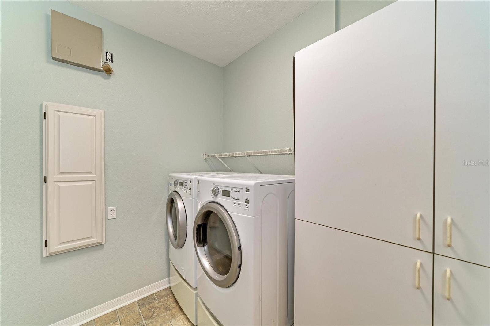 2310 63RD STREET COURT W, Bradenton, FL 34209 LAUNDRY